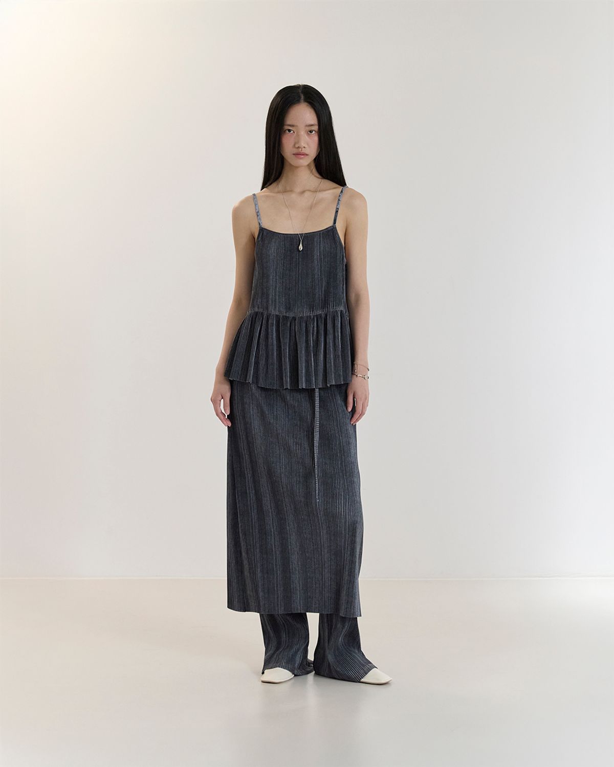 커렌트(CURRENT) PLEATS LAYERED SHIRRING TOP(INDIGO BLUE)