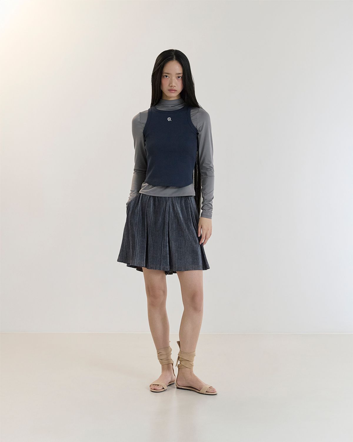커렌트(CURRENT) PLEATS TUCK HALF PANTS(INDIGO BLUE)