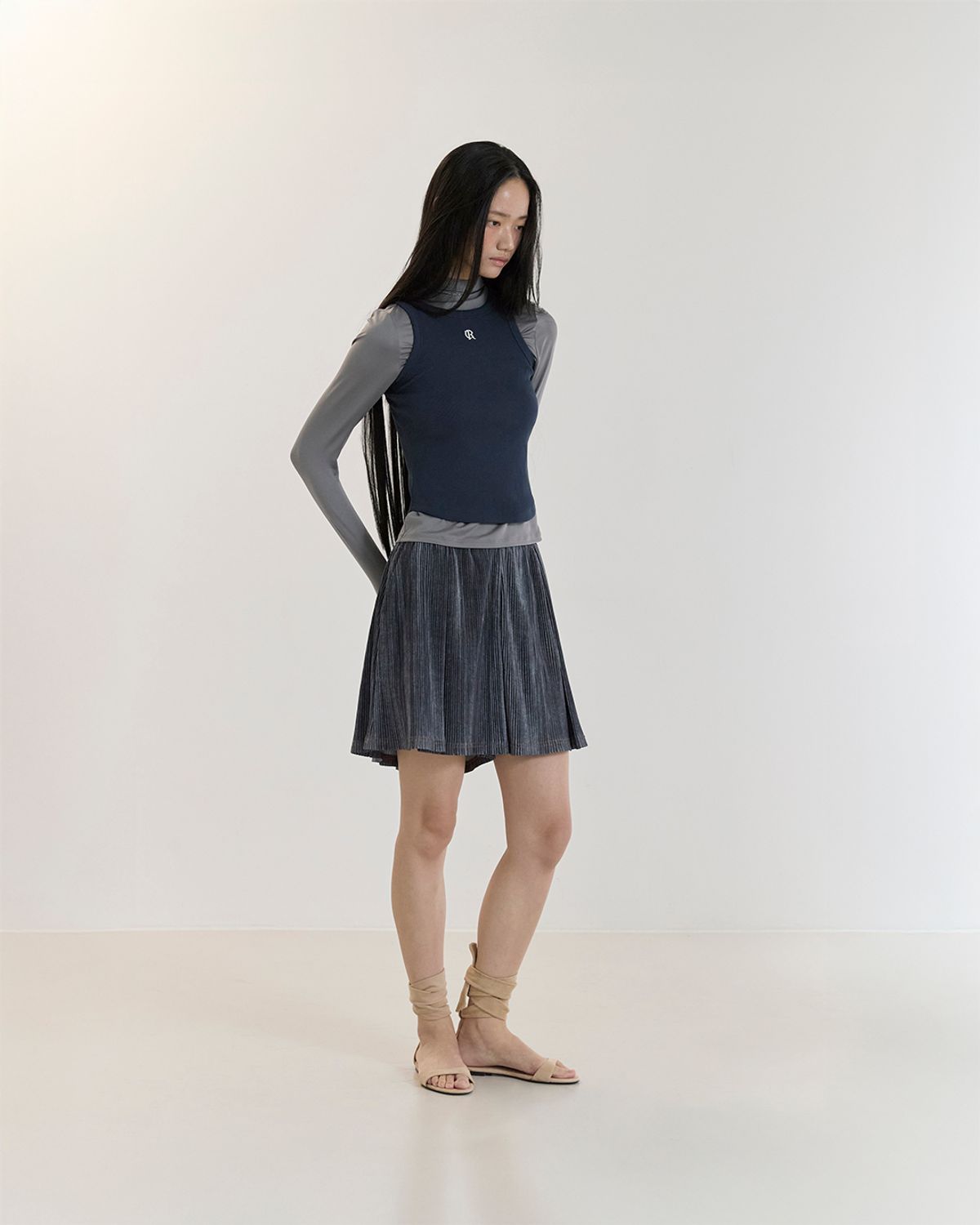커렌트(CURRENT) PLEATS TUCK HALF PANTS(INDIGO BLUE)