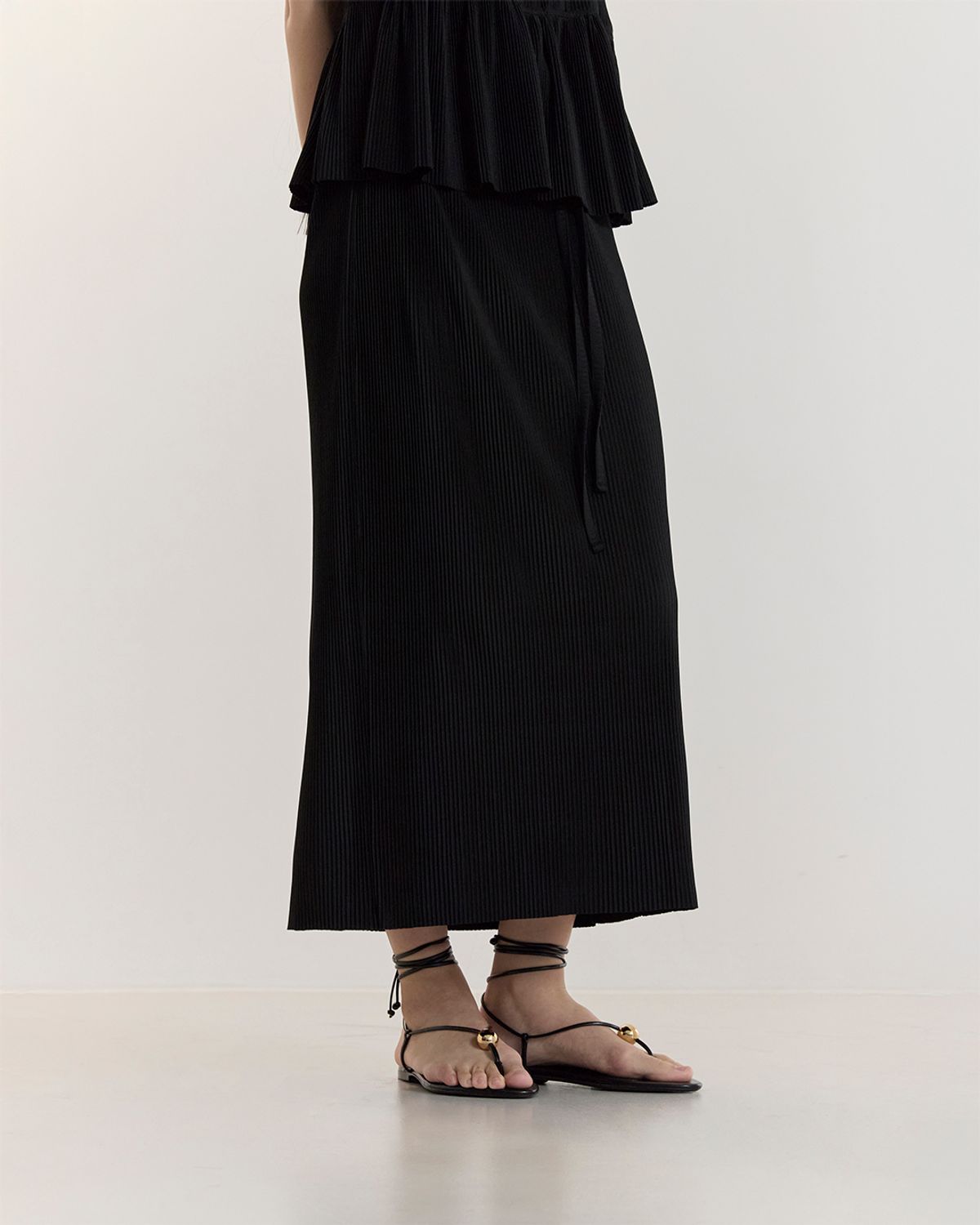 커렌트(CURRENT) PLEATS LONG SKIRT(BLACK)