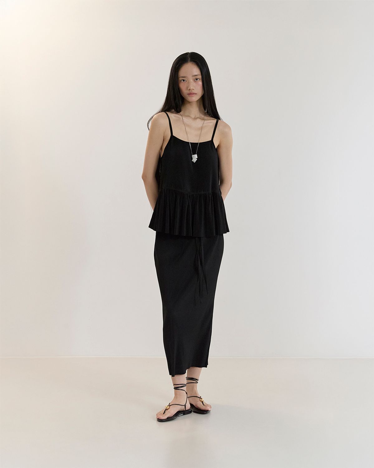 커렌트(CURRENT) PLEATS LONG SKIRT(BLACK)