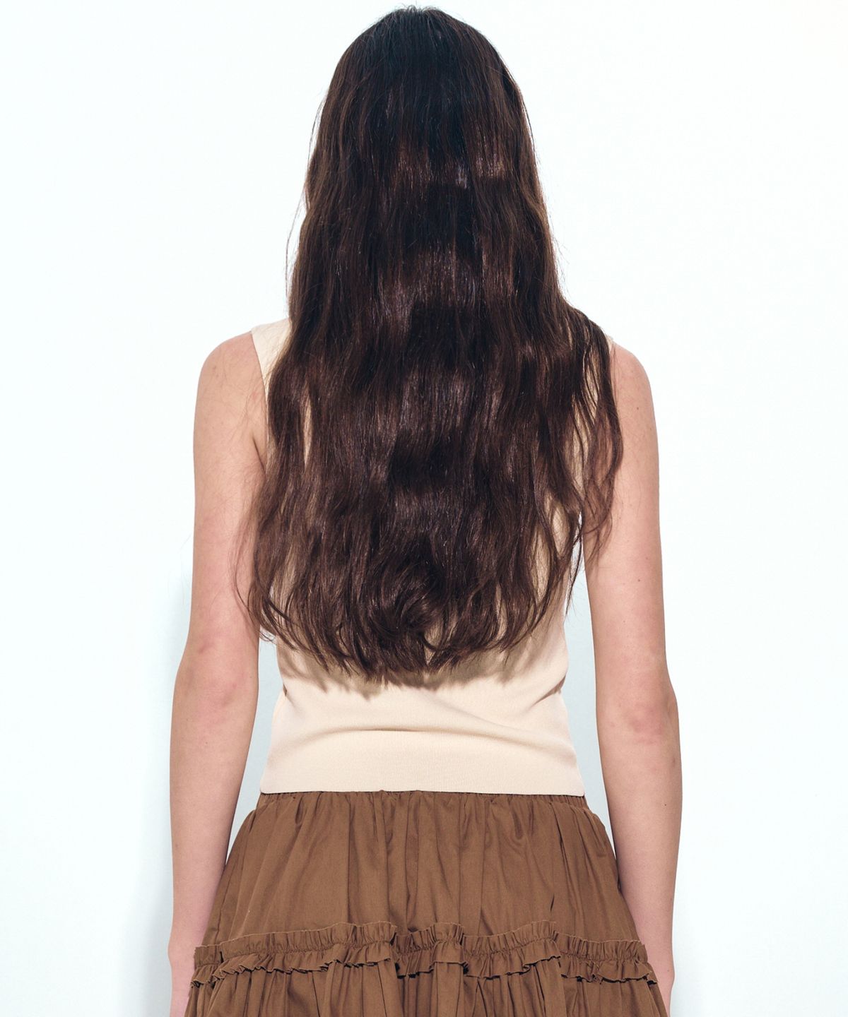 닉앤니콜(NICK&NICOLE) BUTTERFLY CROP SQUARE NECK KNIT SLEEVELESS_BEIGE