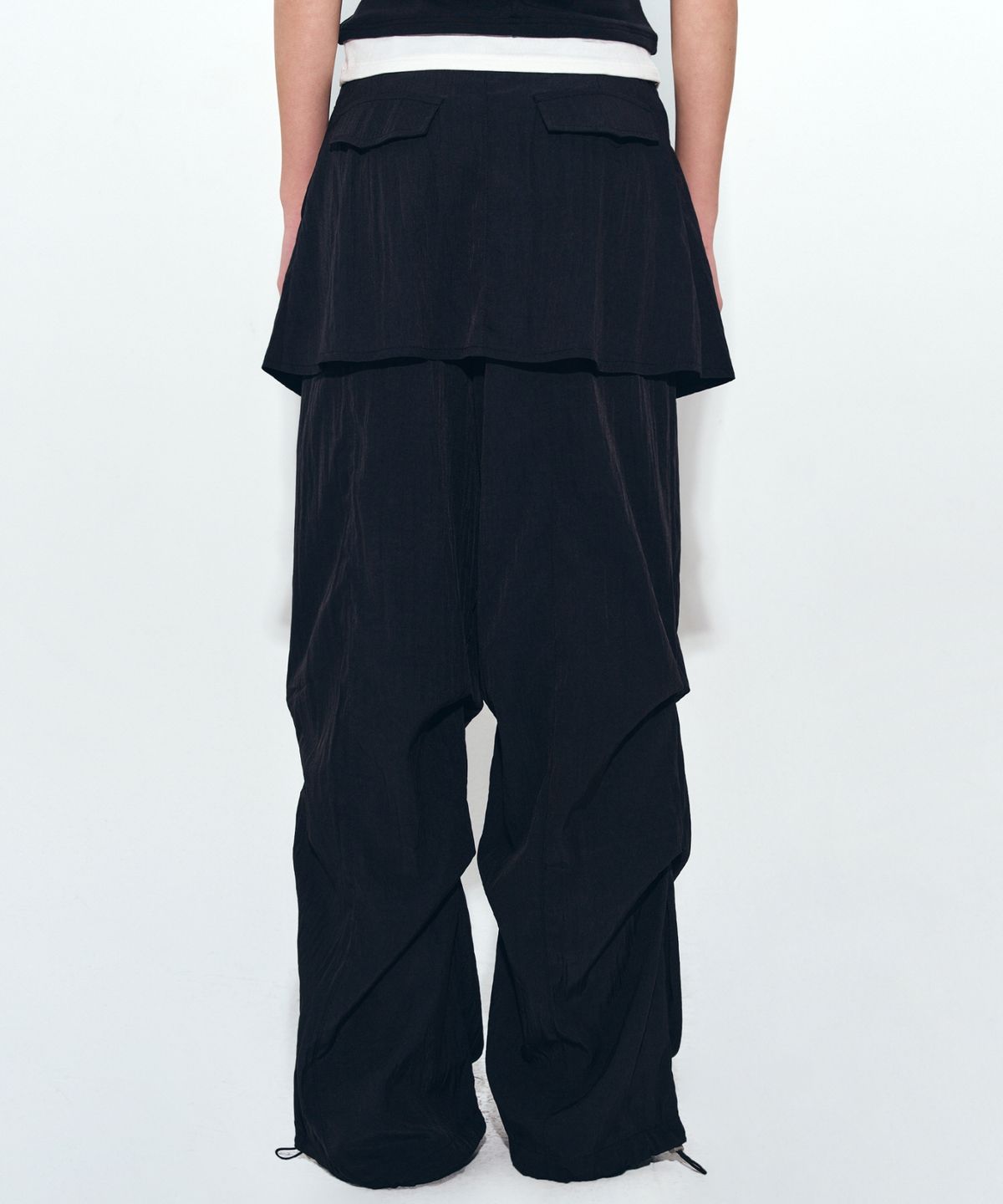 닉앤니콜(NICK&NICOLE) LAYERED SKIRT PANTS_BLACK