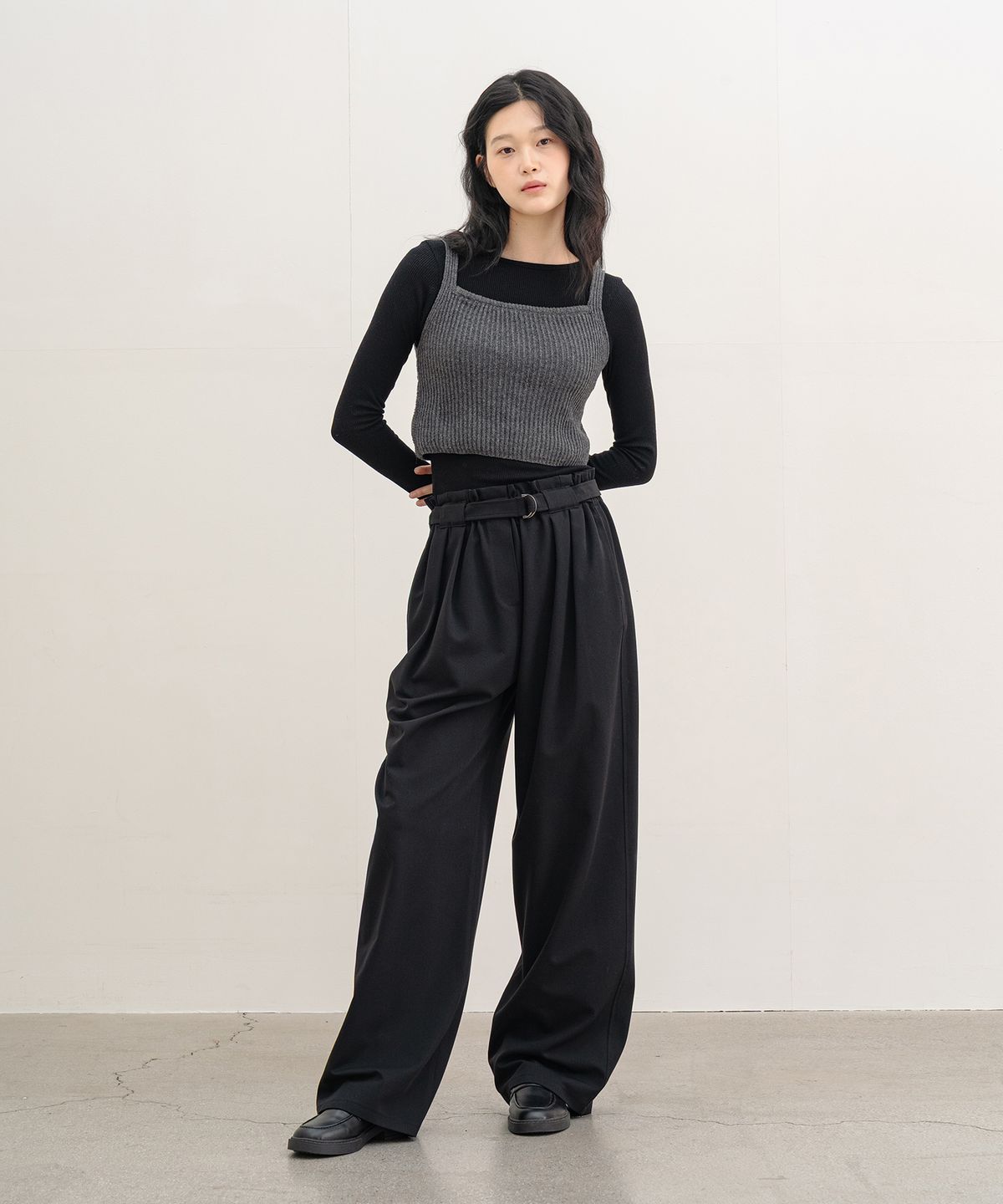 클루니(CLUNY) Pintuck Belted Wide Pants - Black