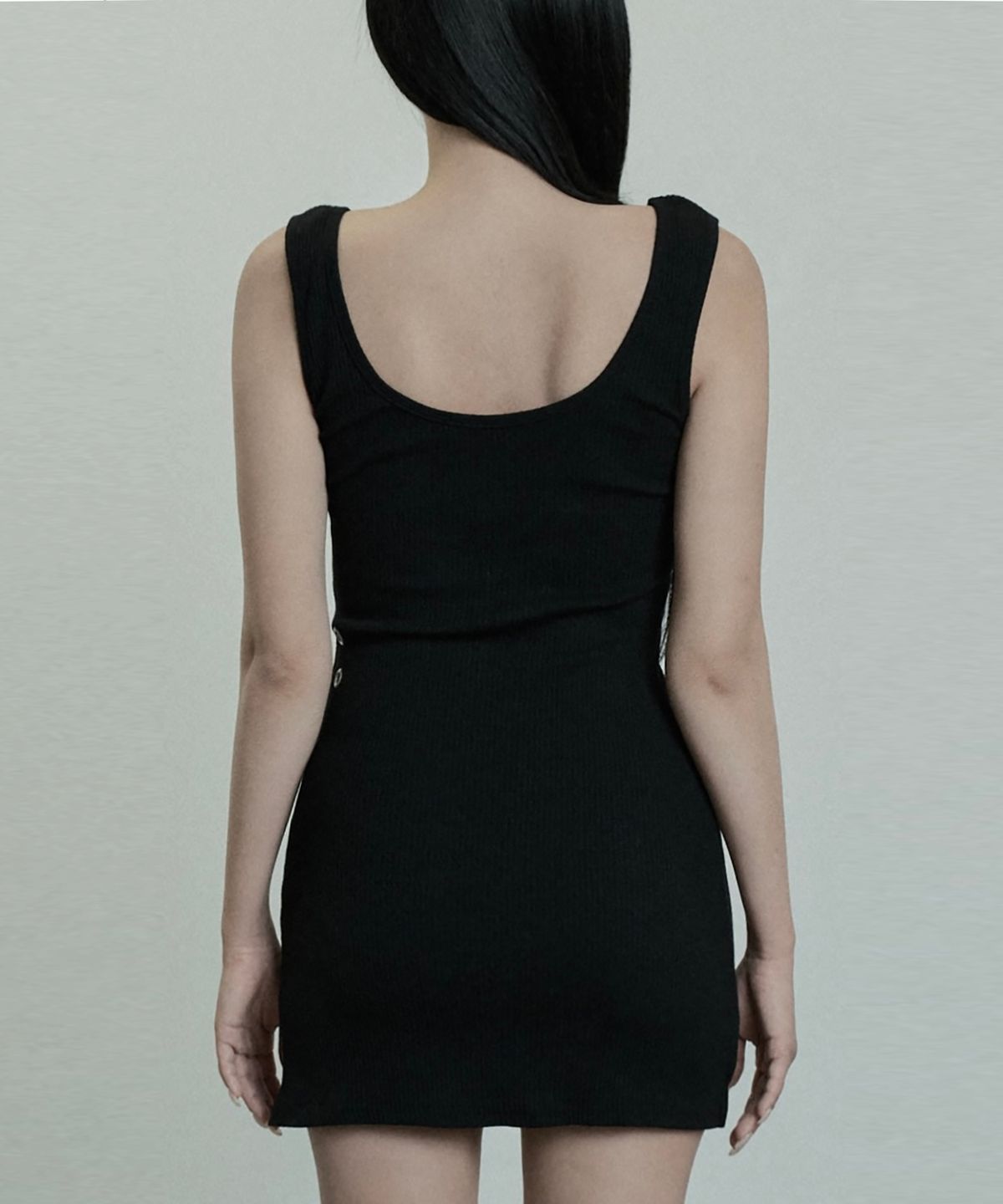 에트오소메(ETRE AU SOMMET) Eyelet Lace One-piece (Black)