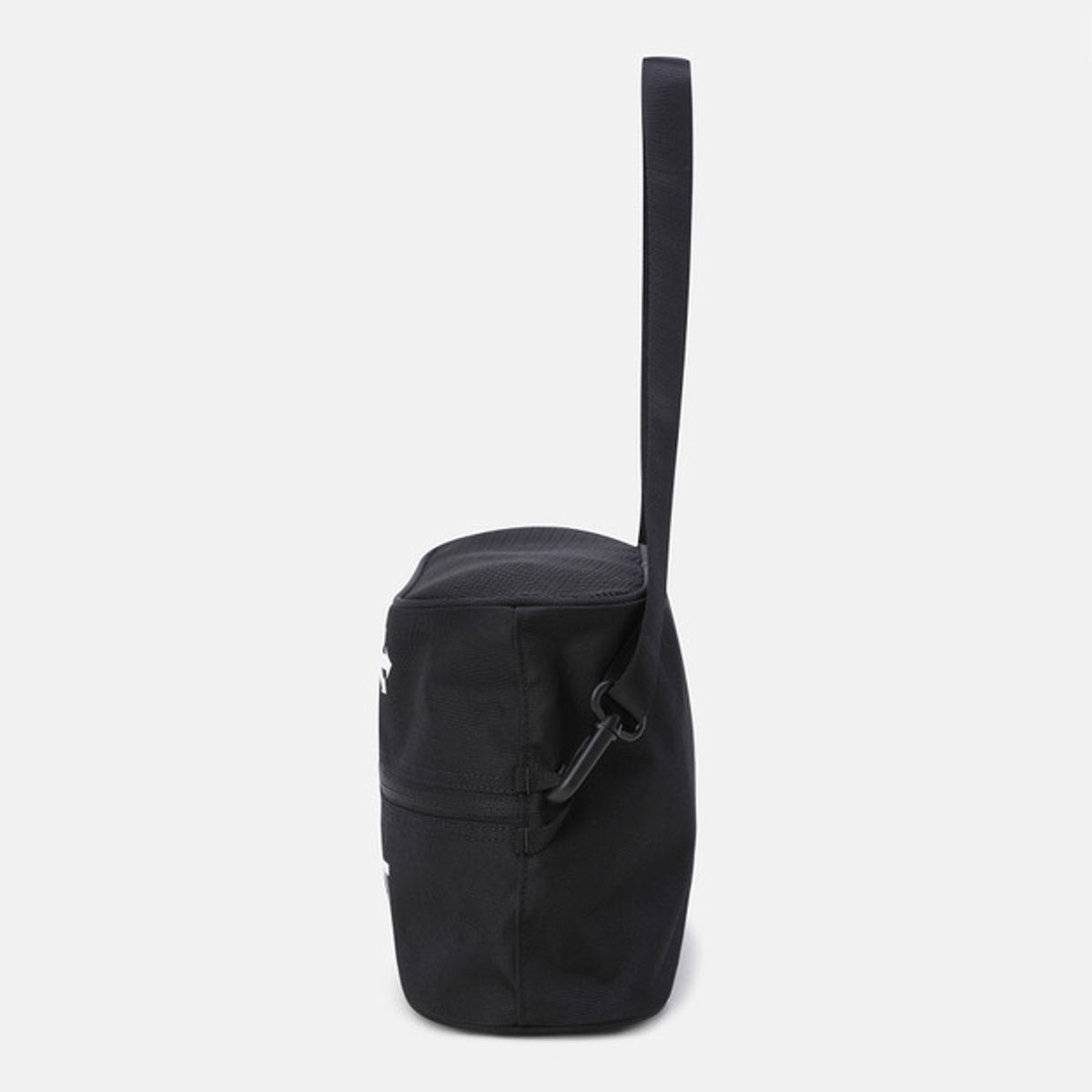 데상트(DESCENTE) 러닝 슈즈백 블랙(SQ223RBG60)