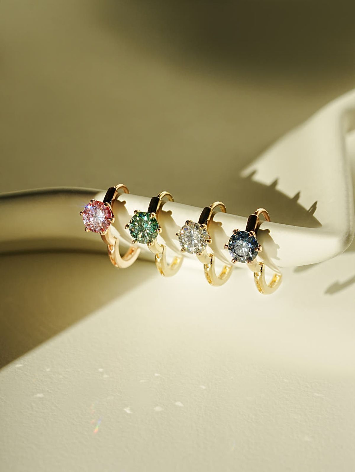 미니멀피어싱(MINIMALPIERCING) 14K 18K 모이사나이트 다이아 컬러 연골 원터치 귀걸이 S,M,L