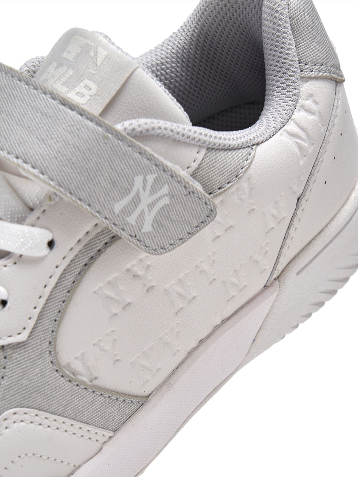 엠엘비 키즈(MLB KIDS) 스타디움 모노그램 NY (White)