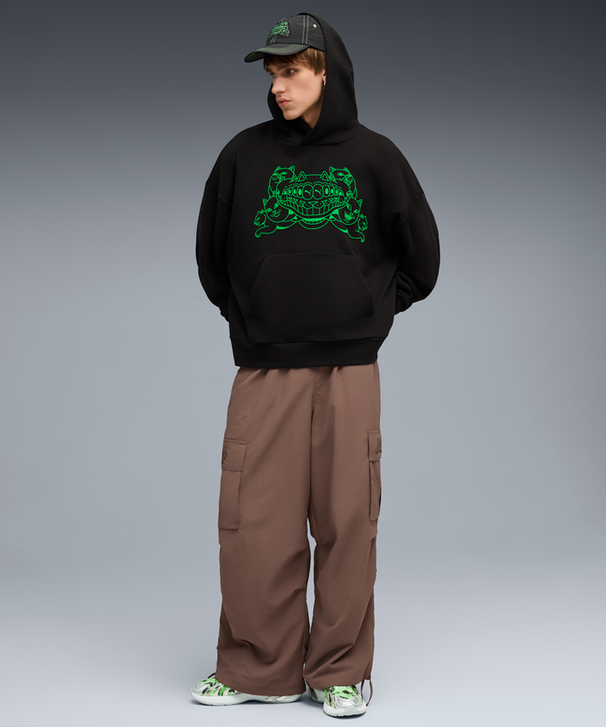 푸마(PUMA) 푸마 X 립앤딥 박시 그래픽 후디 TR - 블랙 / 632414-01