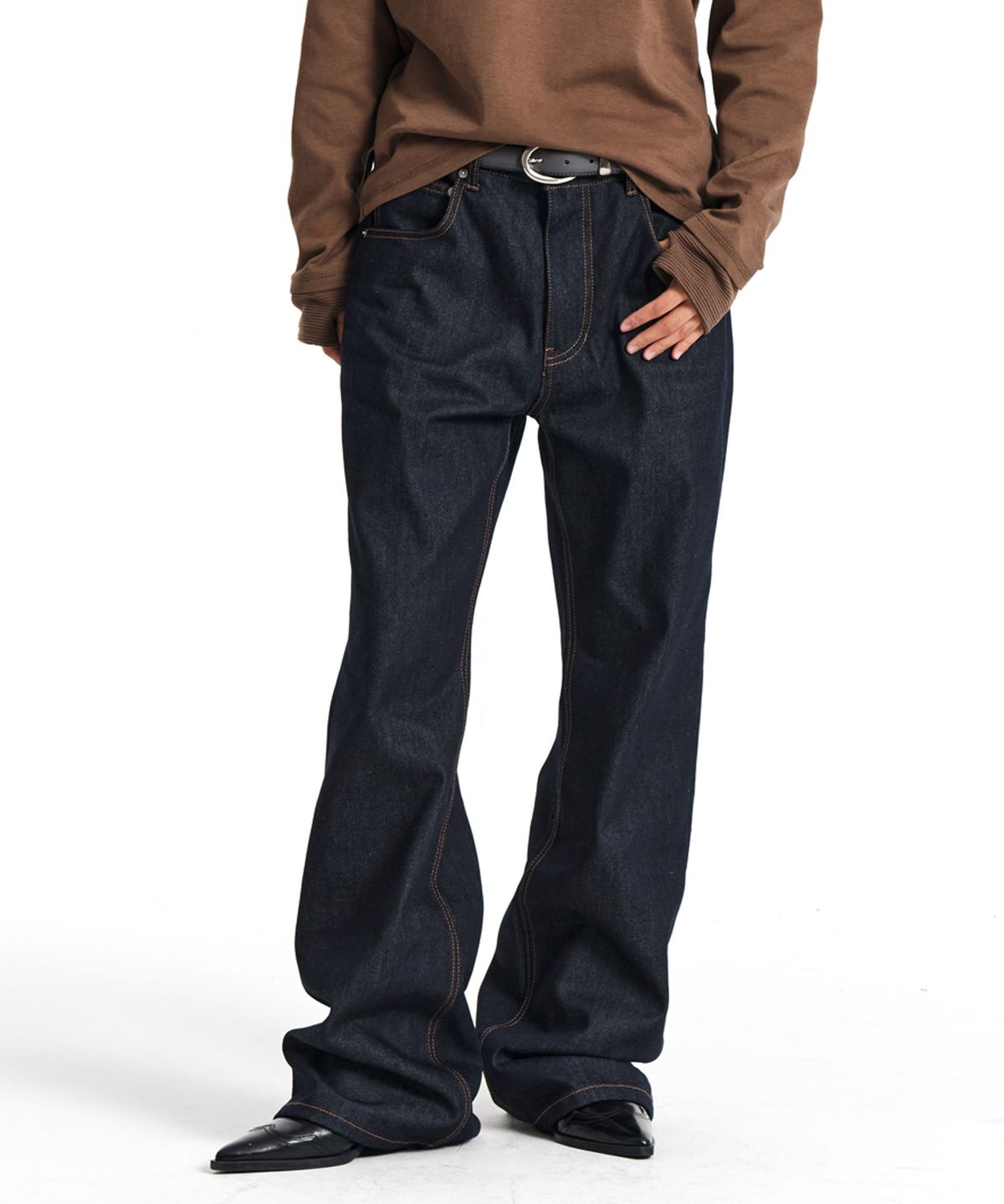 기철(KICHUL) Midnight Raw Boot Cut Denim Pants (Indigo)