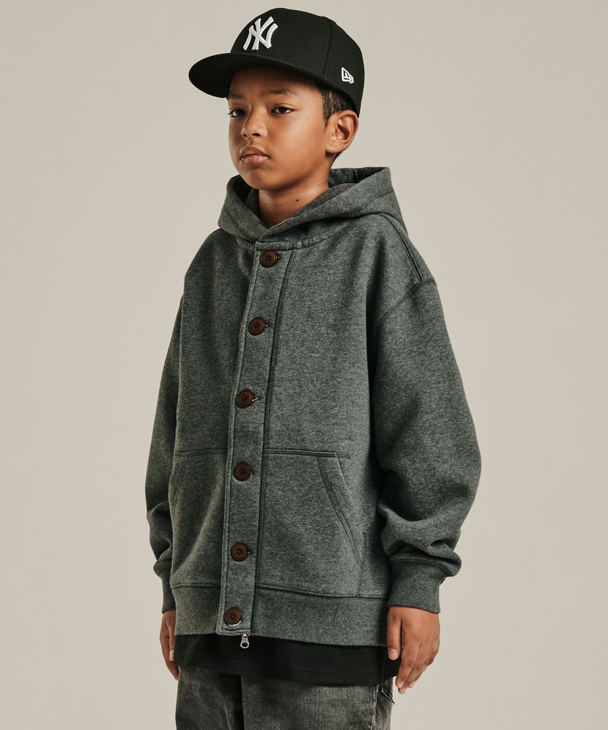 테이크이지 키즈(TAKEASY KIDS) 버튼업 후드집업 (연차콜)