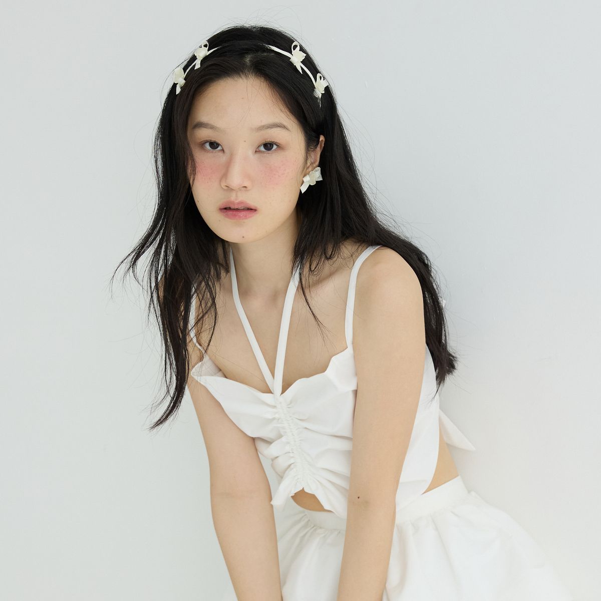 러뷰이(LOVUEE) 프로스트 크림로즈 헤어밴드