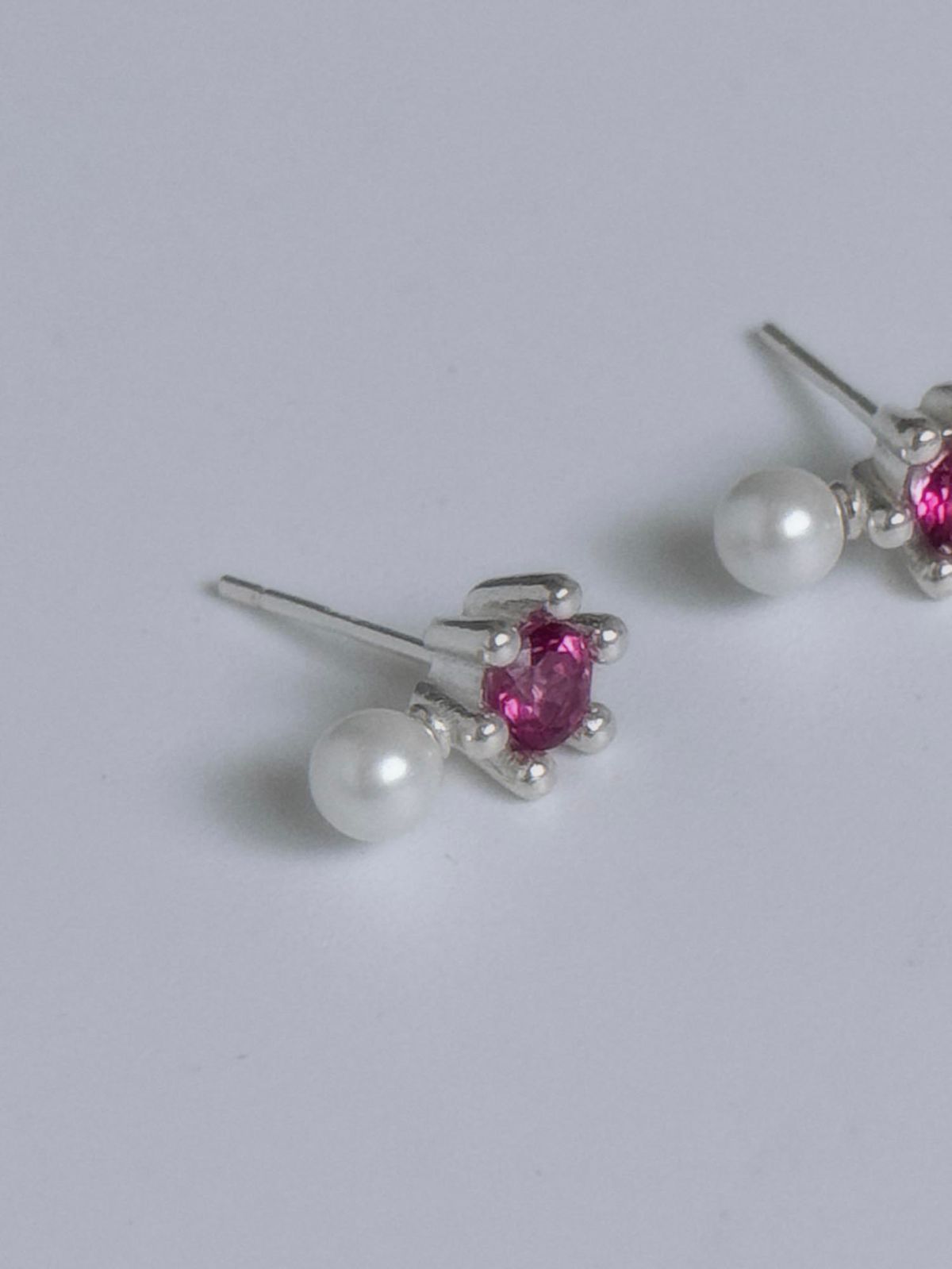 러브트릭스(LOVETRIX) silver925 (탄생석)  4mm color ver earring*컬러선택가능