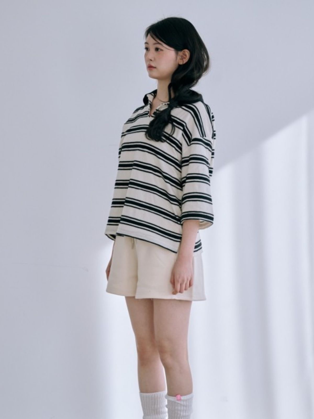 바이서우(BYSEOWOO) 이센셜 스트라이프 반팔 티셔츠 (아이보리/네이비)
