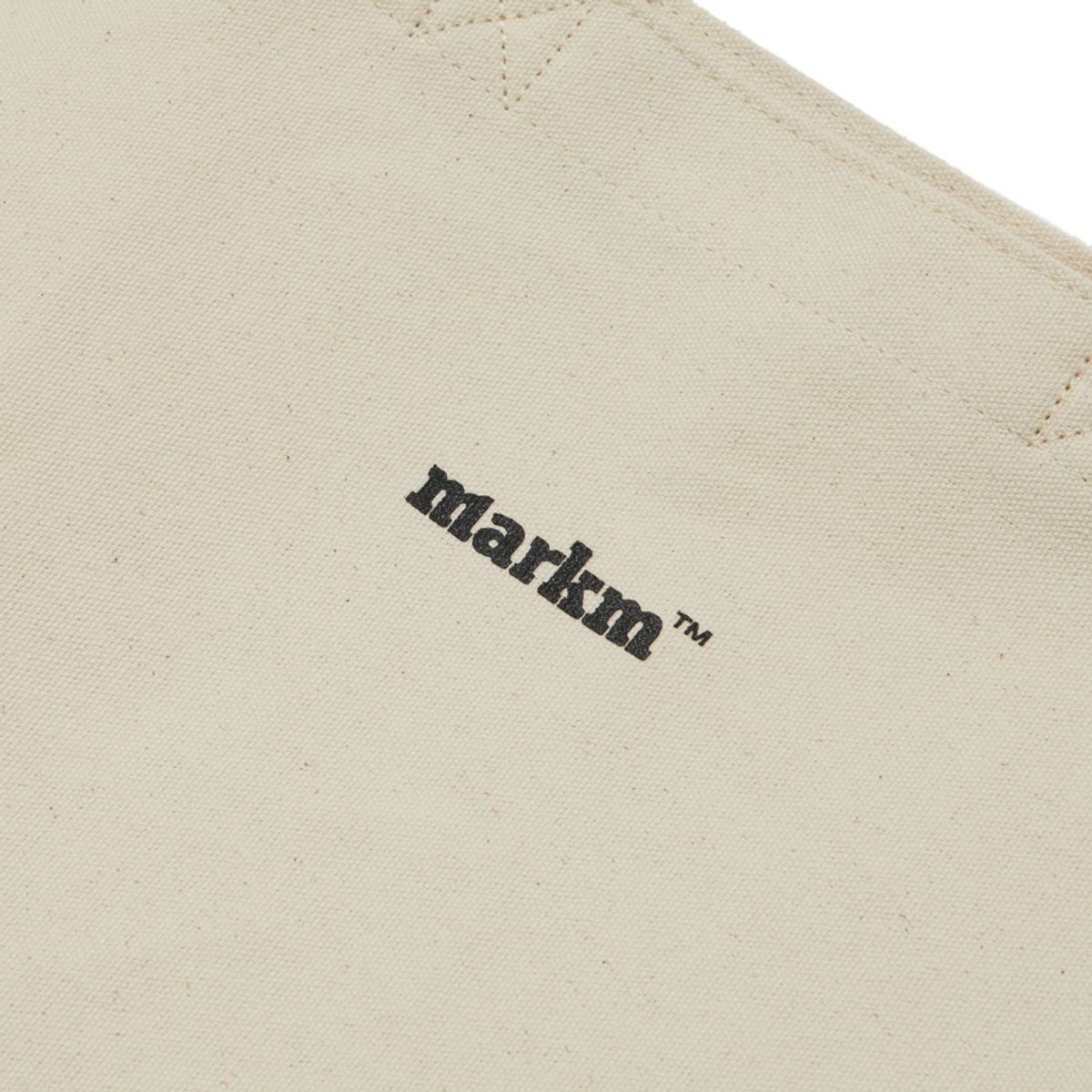 마크엠(MARKM) 마크엠 베이직 로고 빅 캔버스 백 아이보리 (MHAGH0701)