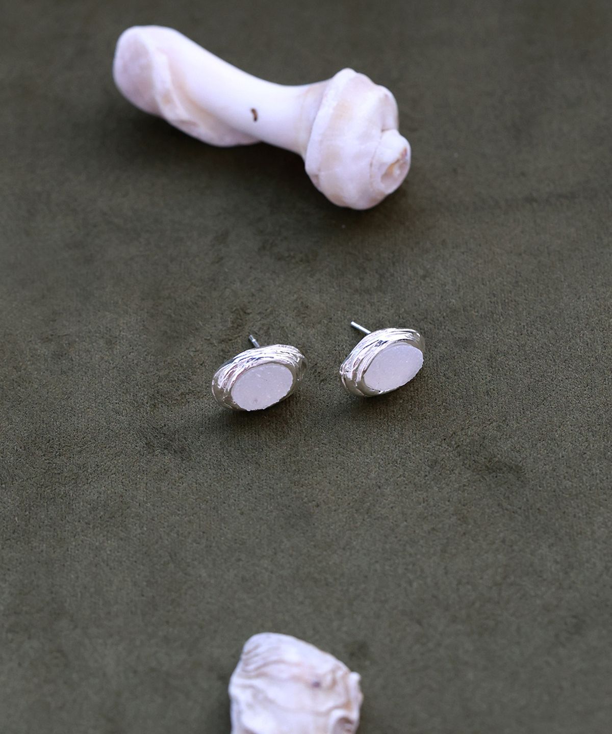 레인디어(REINDEER) MURMUR EARRING 07