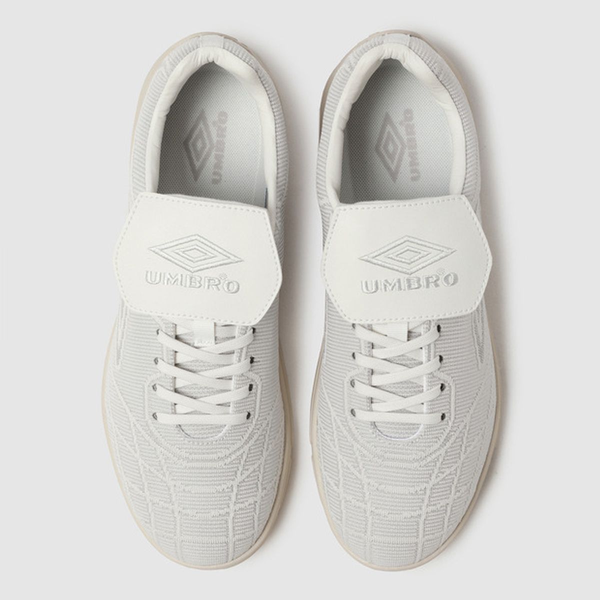 엄브로(UMBRO) REVENGE WEAVE (리벤지 위브) 그레이(UQ323CCU72)