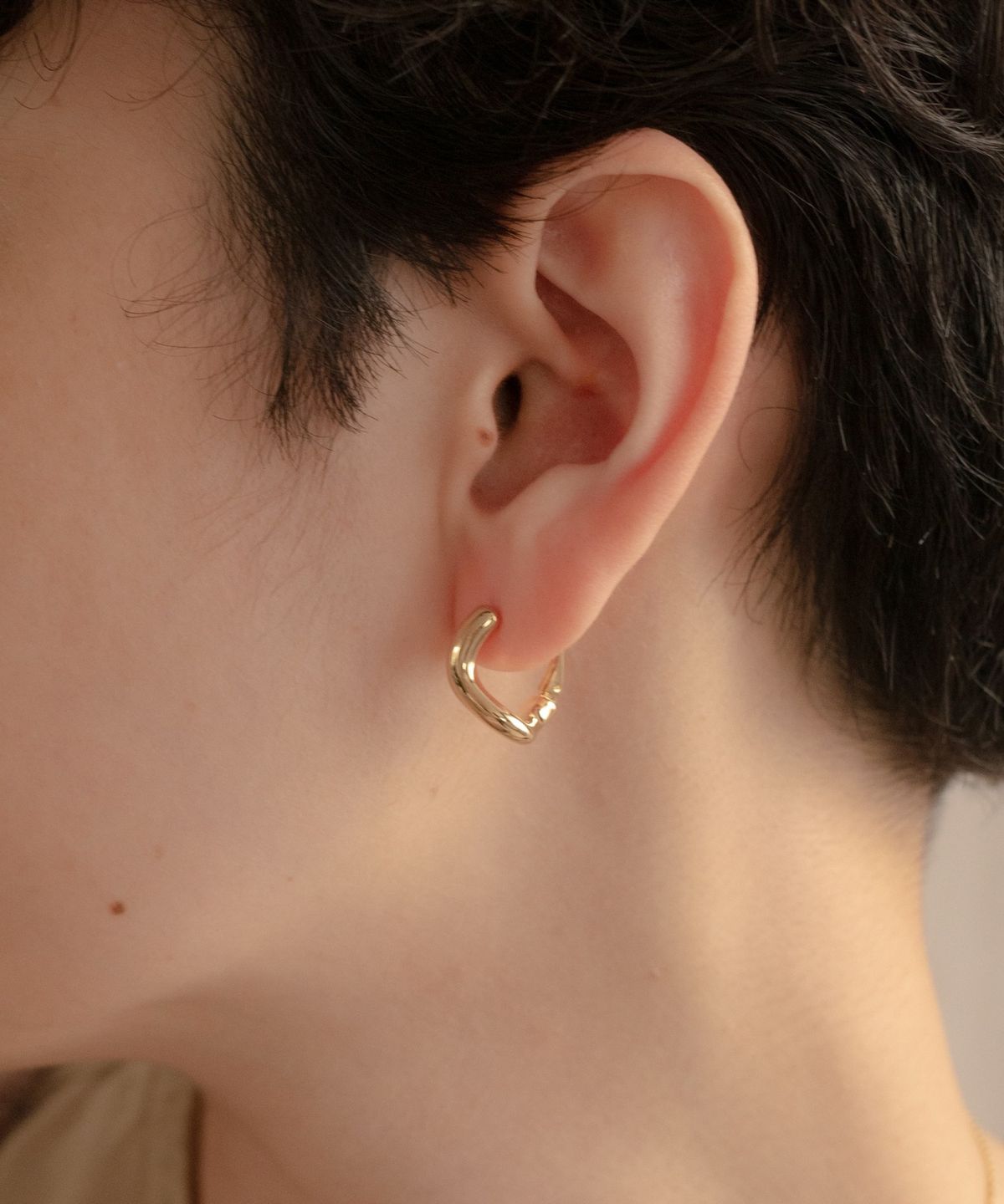 노비스도쿄(NOVICE TOKYO) 트위스트 뉘앙스 피어스 Twisted Nuance Pierce / Gold