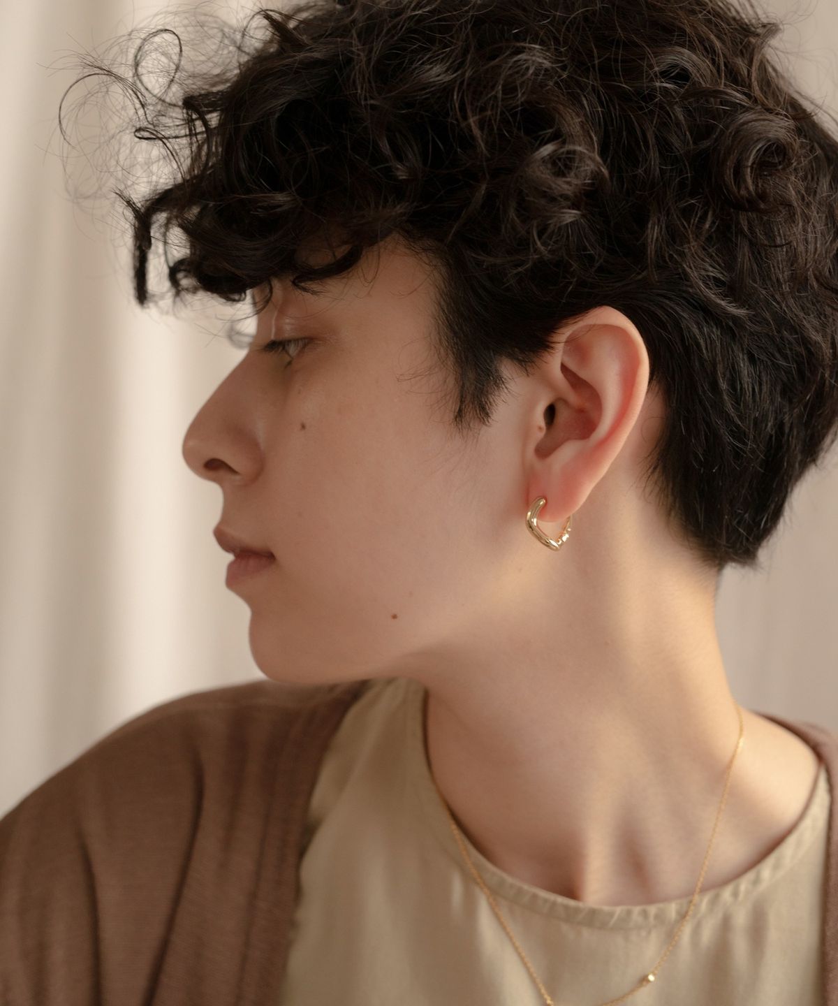 노비스도쿄(NOVICE TOKYO) 트위스트 뉘앙스 피어스 Twisted Nuance Pierce / Gold
