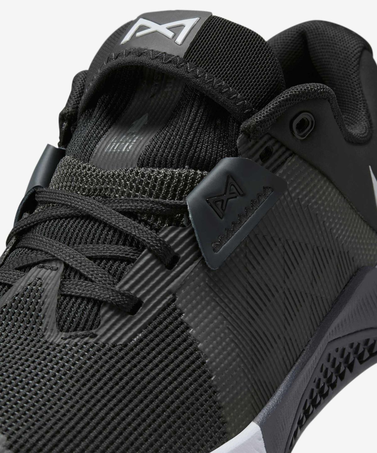 나이키(NIKE) 메트콘 10 W - 블랙:앤트러사이트:화이트 / HQ2620-001