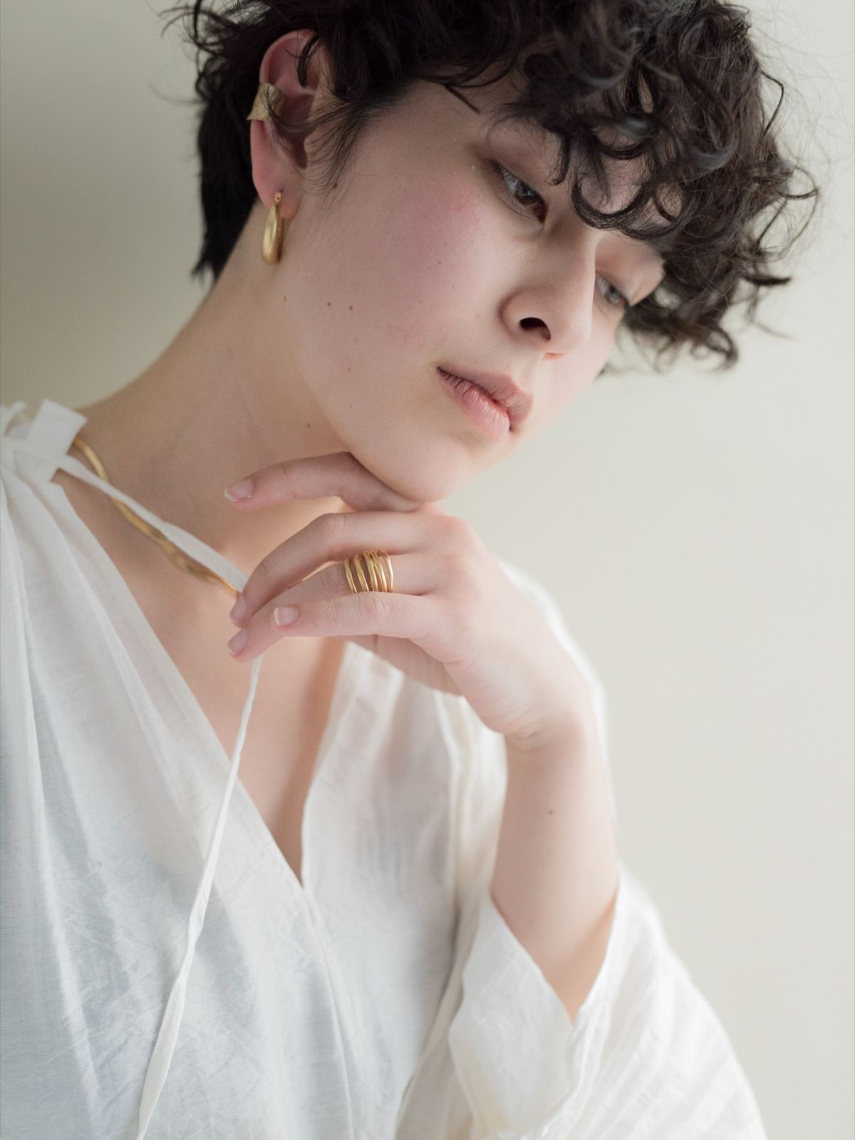 노비스도쿄(NOVICE TOKYO) 언이븐 롱 이어커프 Uneven Long Ear Cuff / Gold