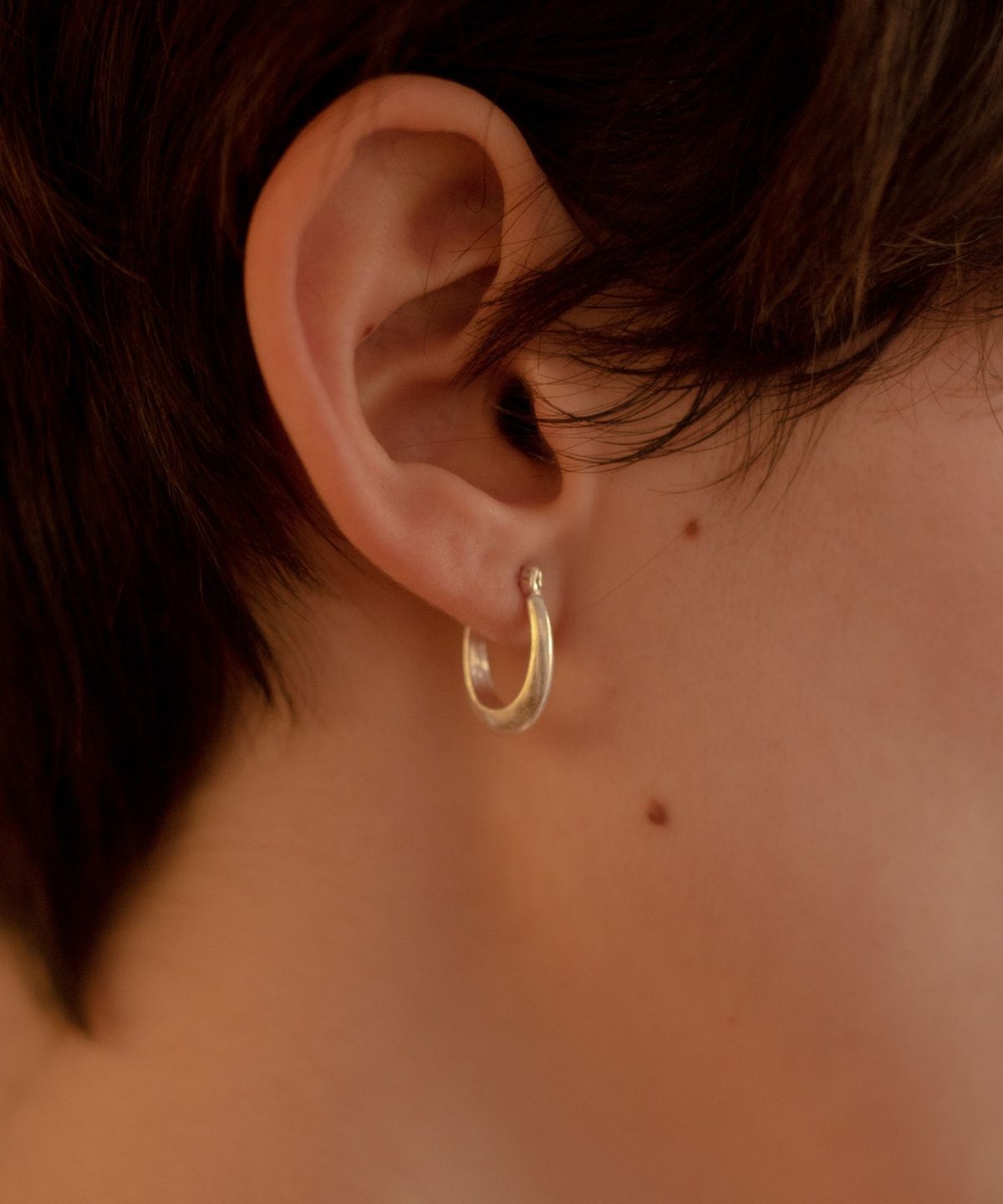 노비스도쿄(NOVICE TOKYO) 빈티지 타원 피어스 Vintage Oval Pierce / Silver