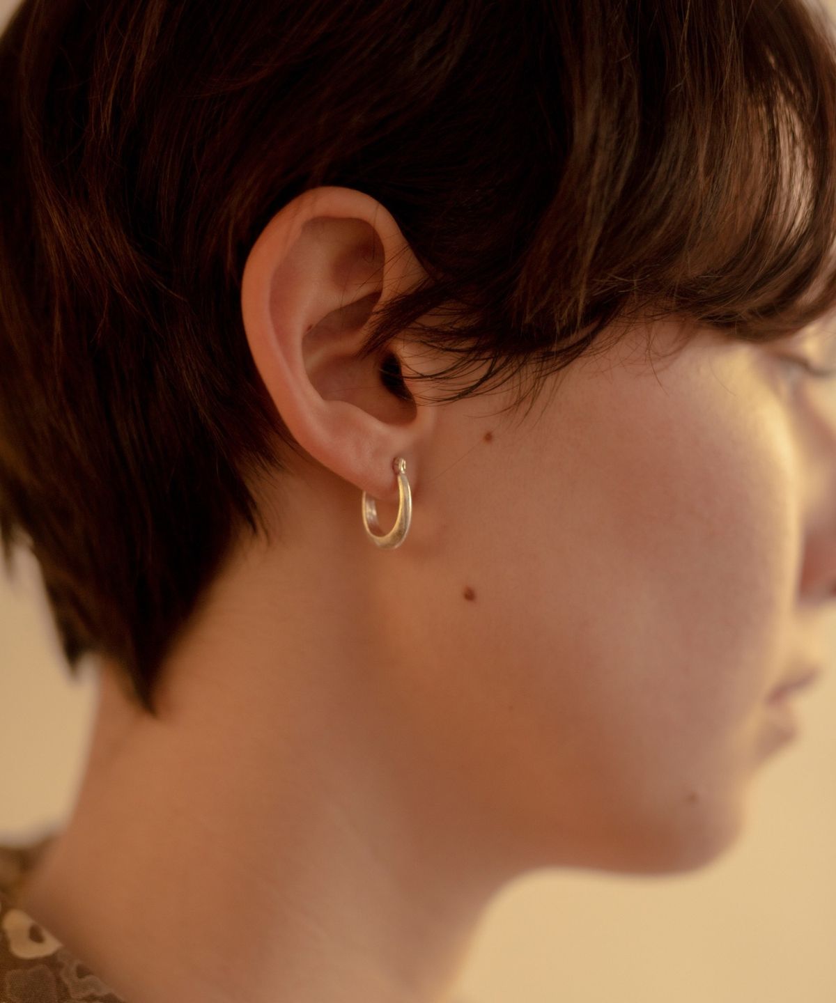 노비스도쿄(NOVICE TOKYO) 빈티지 타원 피어스 Vintage Oval Pierce / Silver