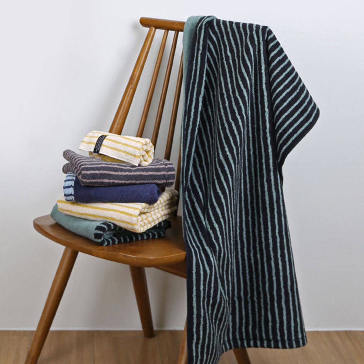 송월타올(SONGWOL TOWEL) 호텔컬렉션 스트라이프 솔리드68 바스타올 대형수건 1매