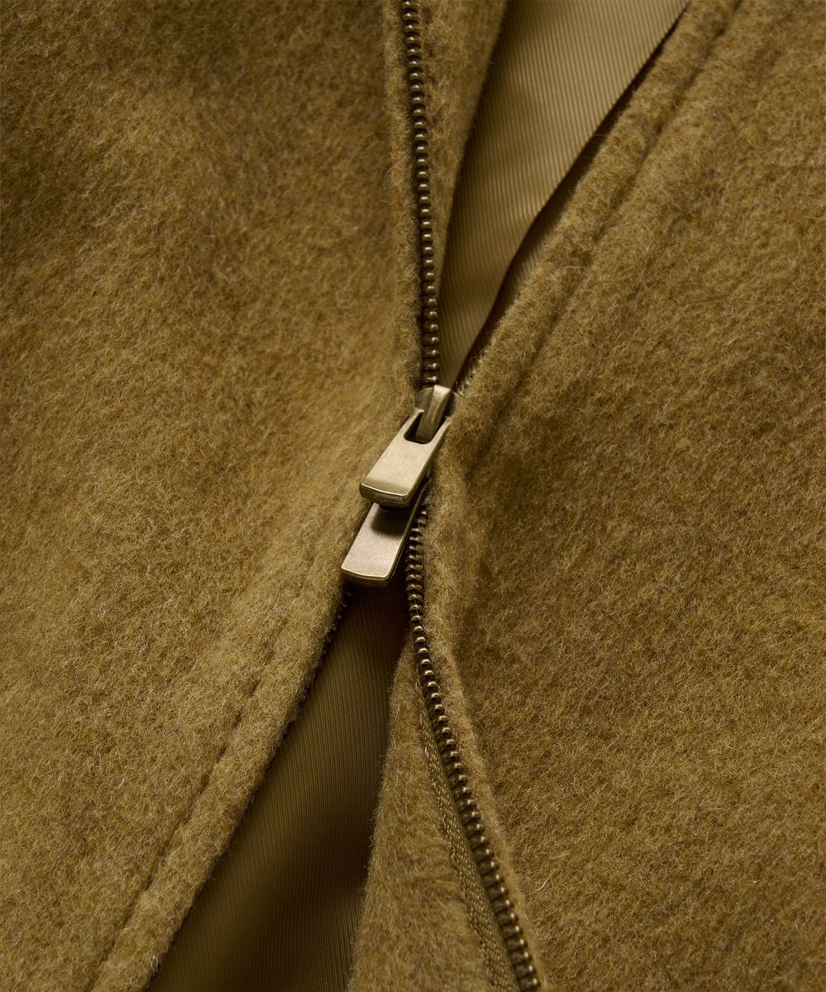 필프(PEALP) Packable Jumper with Handmade Embroidery 15(Beige)