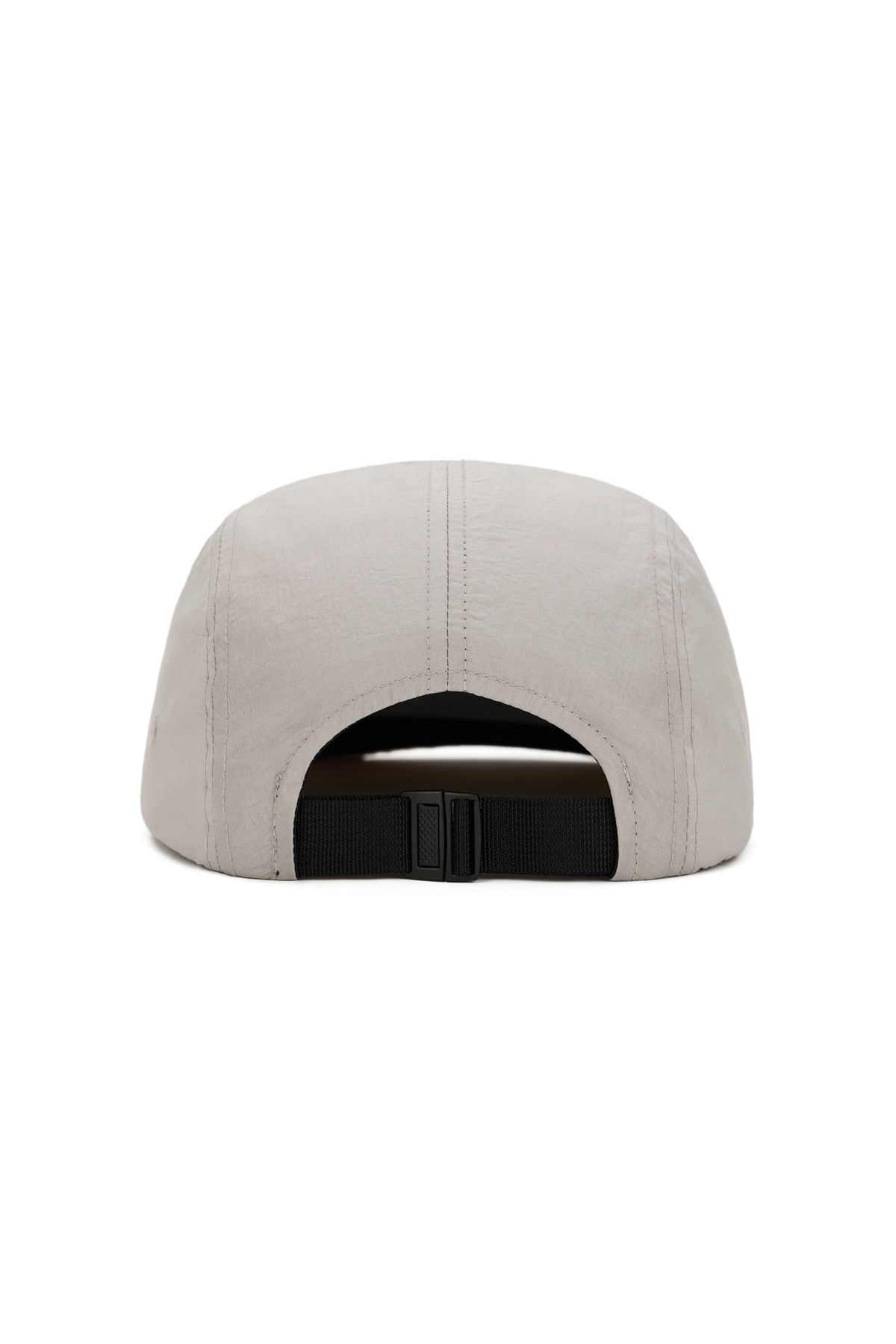 다이닛(DEINET) DEINET NYLON LOGO CAP IN SILVER