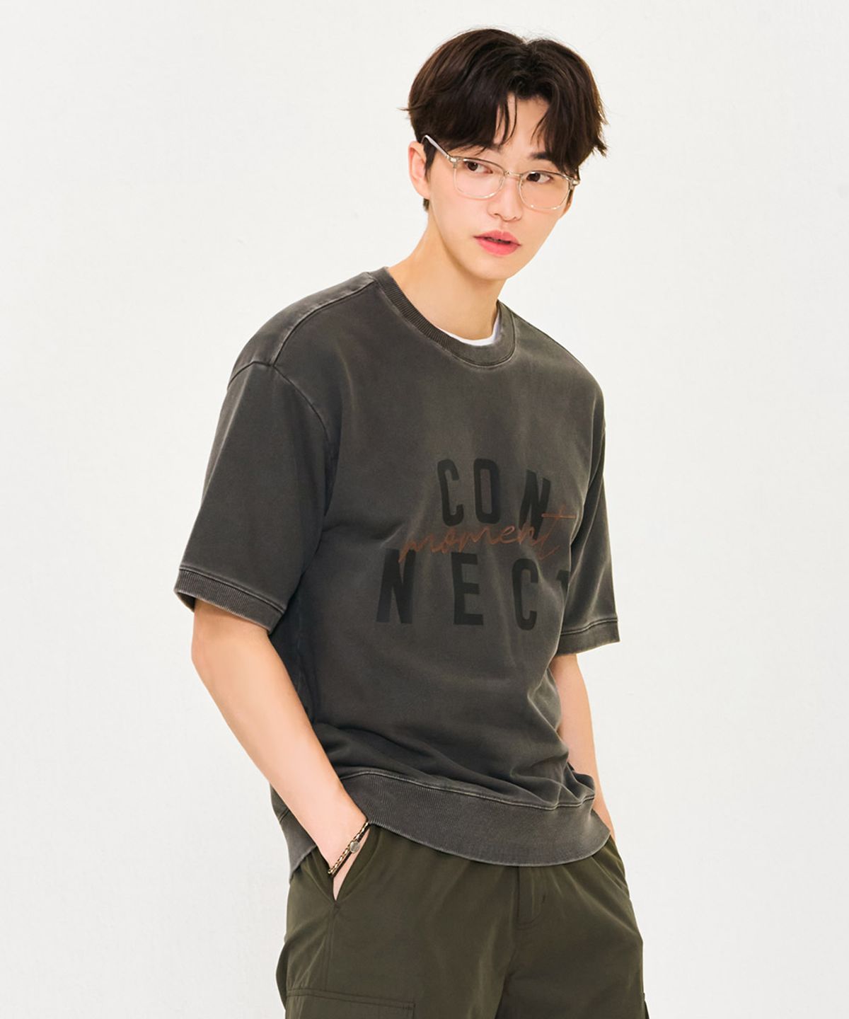 체이스컬트(CHASECULT) 남성 피그먼트 반팔 맨투맨 티셔츠-차콜