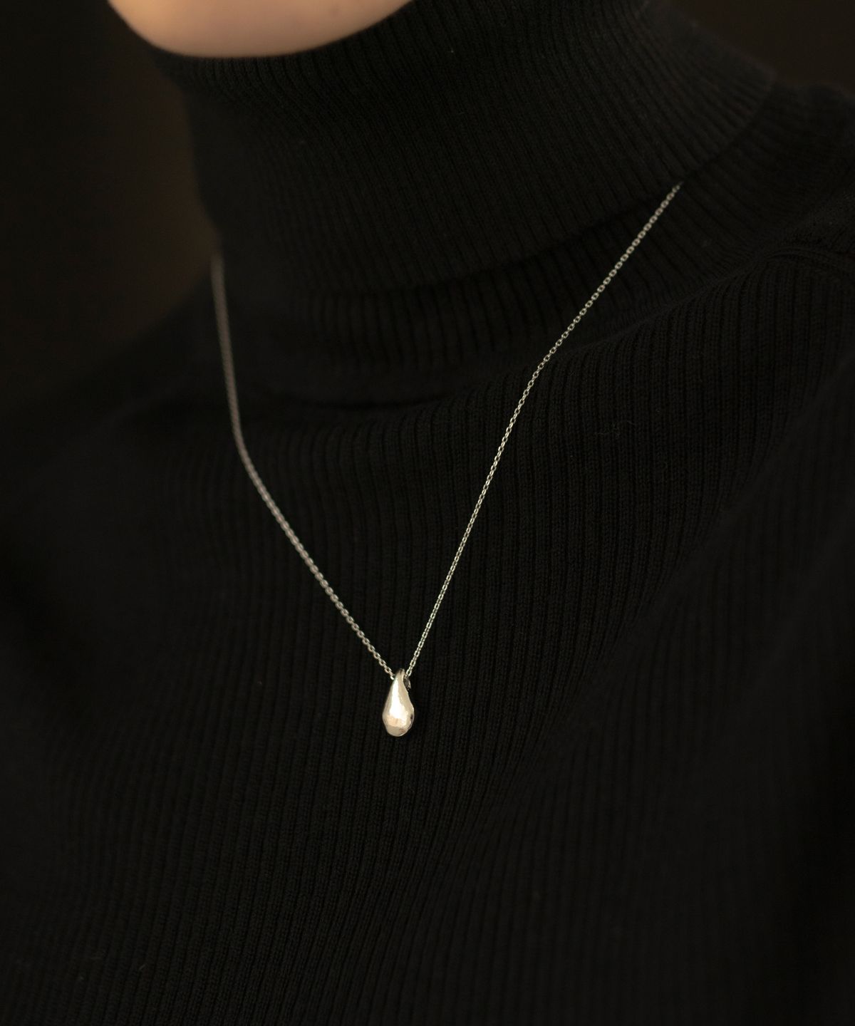 노비스도쿄(NOVICE TOKYO) 드롭 목걸이 Drop Necklace / Silver