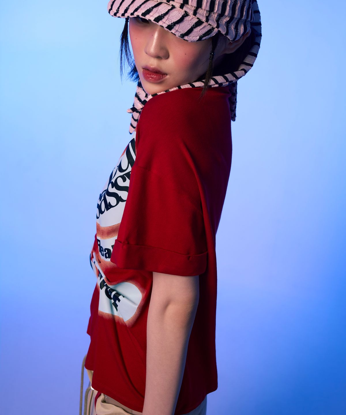 유얼쎄시(YOUR SASSY) Roll-Up Pin Tuck Tee (RED)