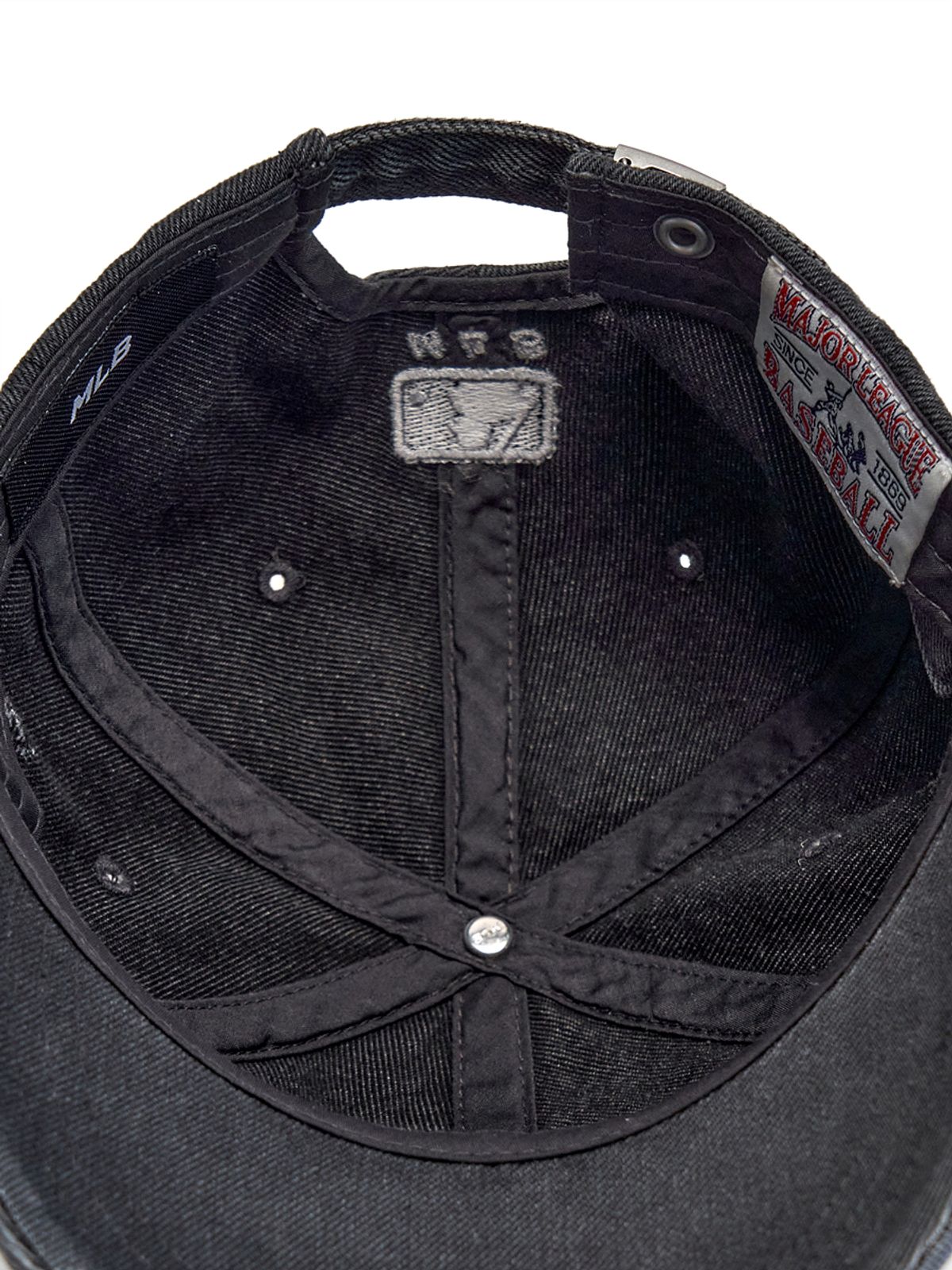 엠엘비(MLB) 빈티지 디스트로이드 데님 언스트럭쳐 볼캡 NY (Black)