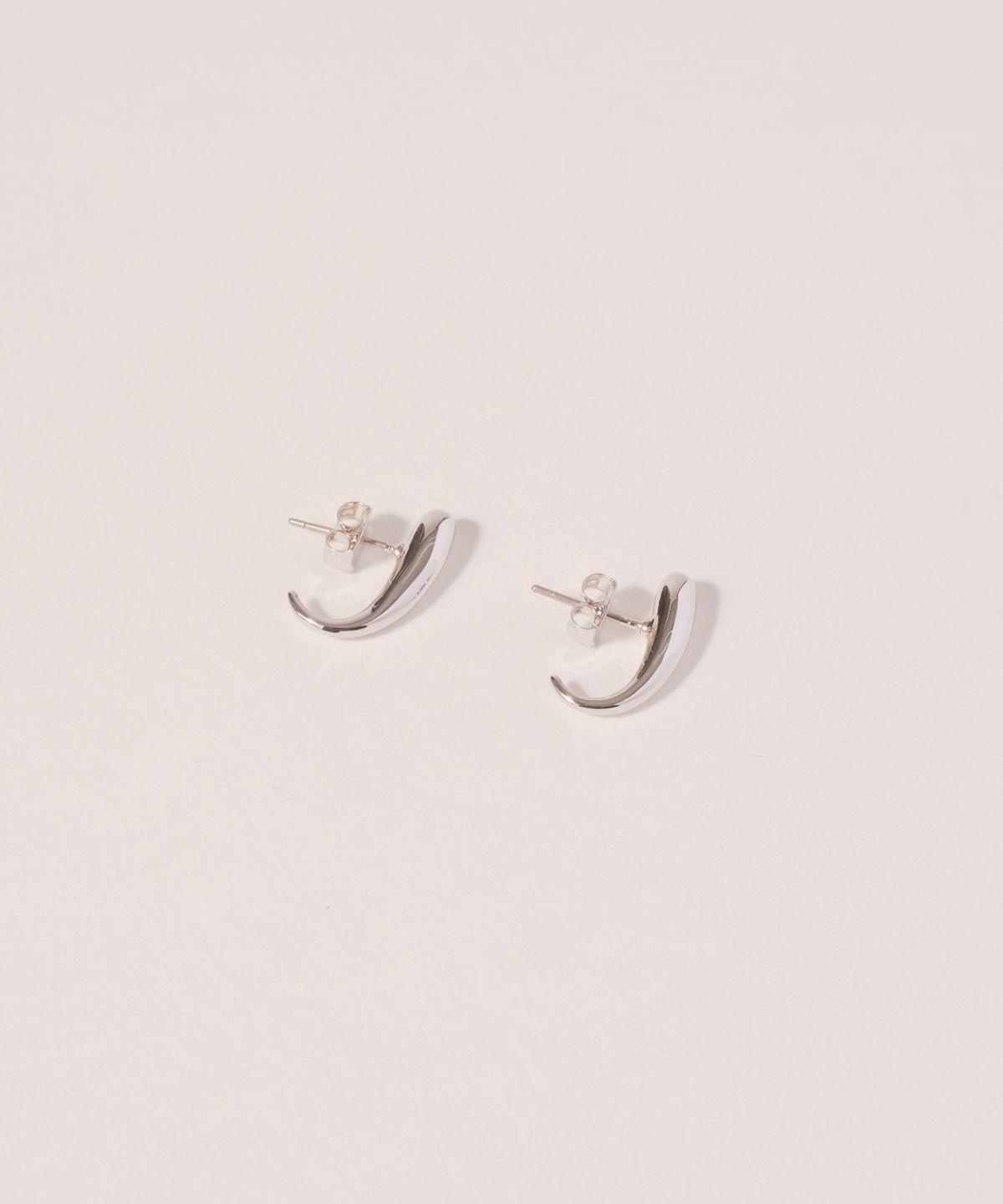 노비스도쿄(NOVICE TOKYO) 미니 드롭 피어스 Mini Drop Pierce / Silver