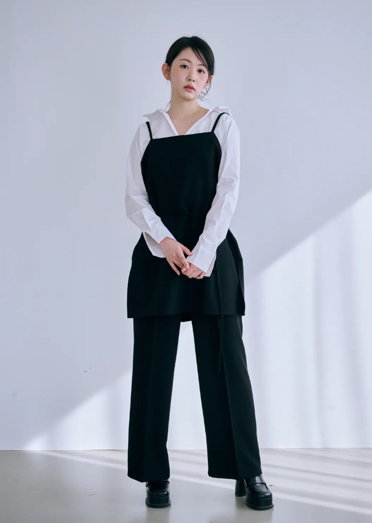 바이서우(BYSEOWOO) 알리 투웨이 심플 원피스 블랙