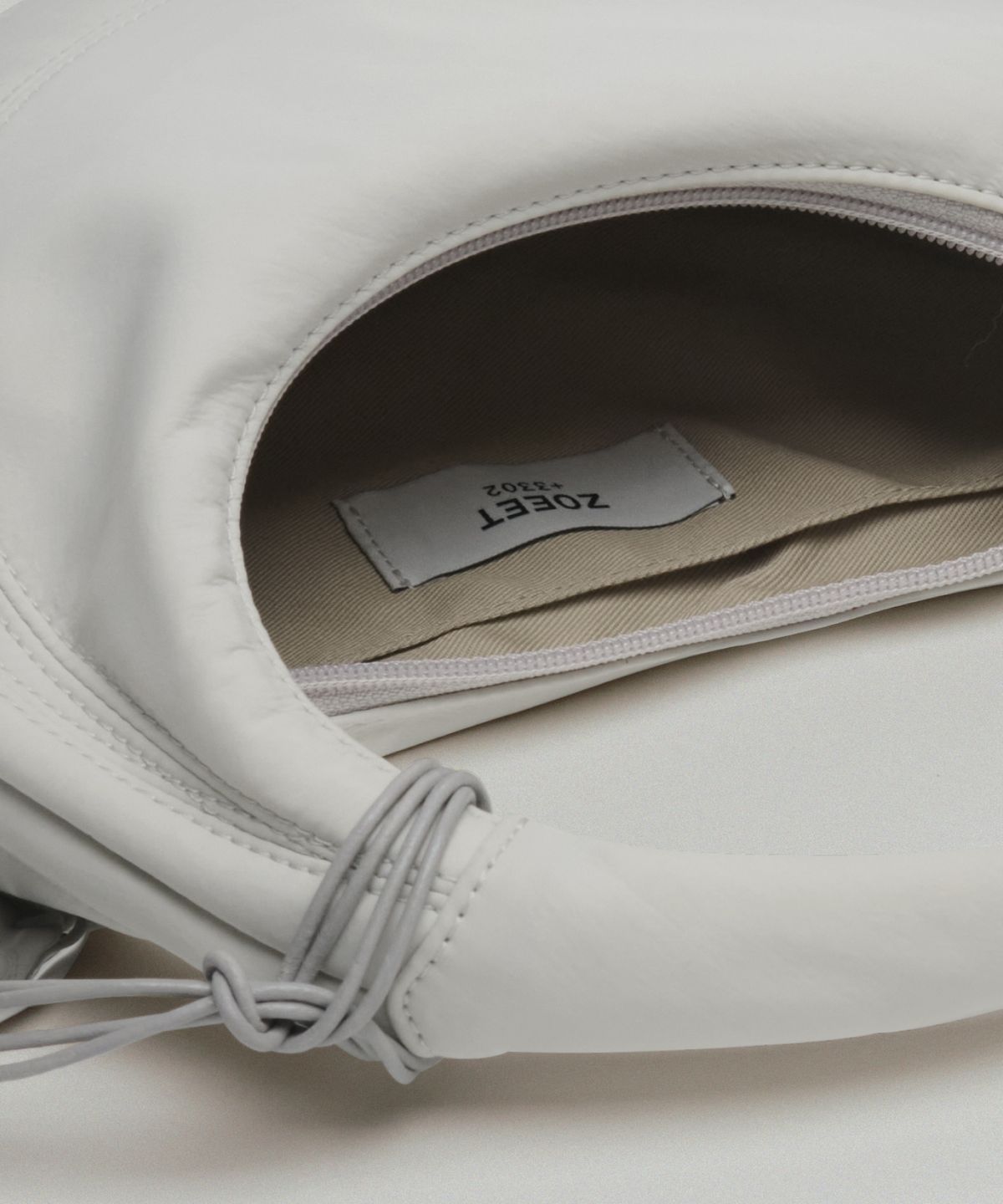 조에뜨(ZOEET) PEBBLE MINI TOTE FABRIC BAG (SNOW)