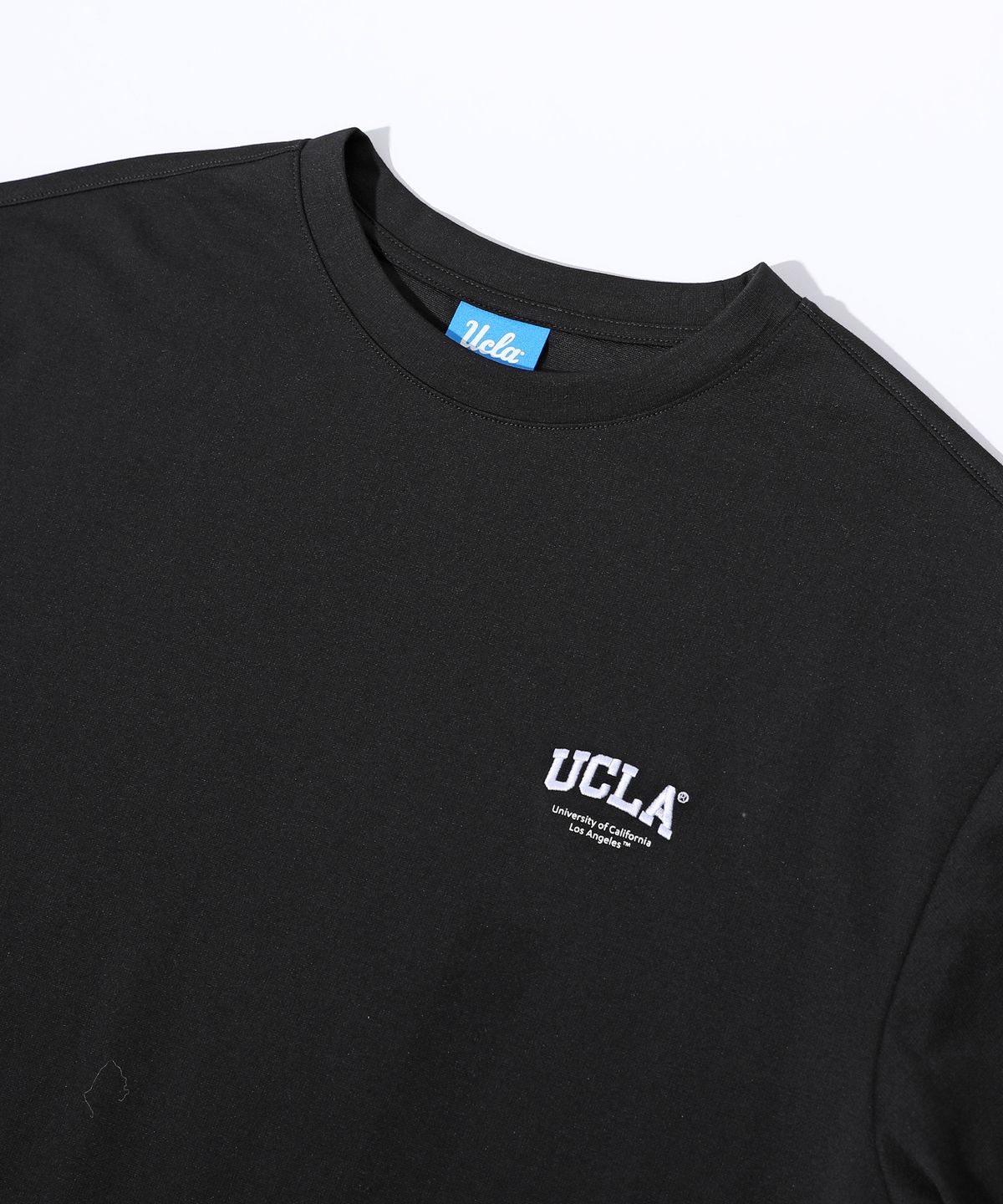 유씨엘에이(UCLA) UCLA 베이직 스몰 로고 반팔 티셔츠[BLACK](UBMSTK1)