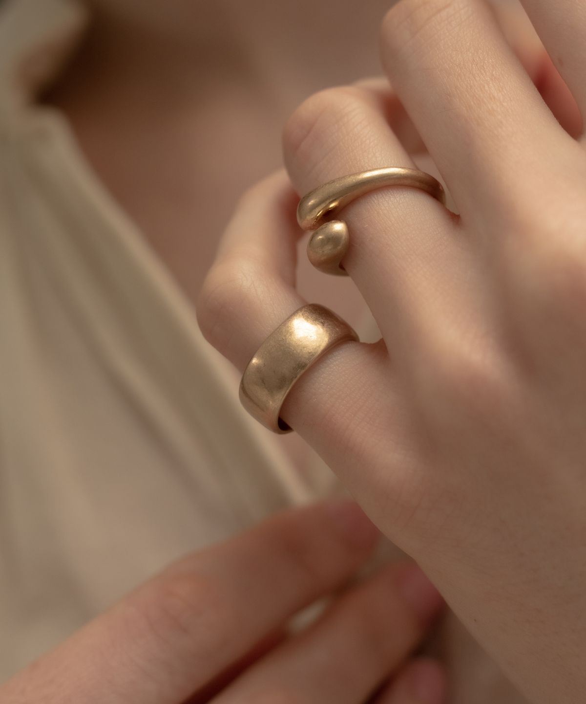 노비스도쿄(NOVICE TOKYO) 빈티지 와이드 밴드 링 Vintage Wide Band Ring / Gold