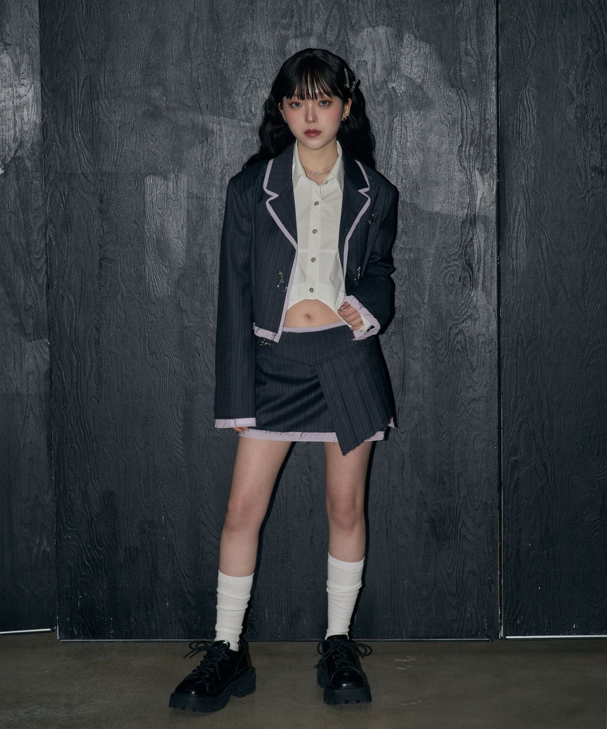 체리퀴리(CHERRYQUIRI) stripe crop jk - charcoal