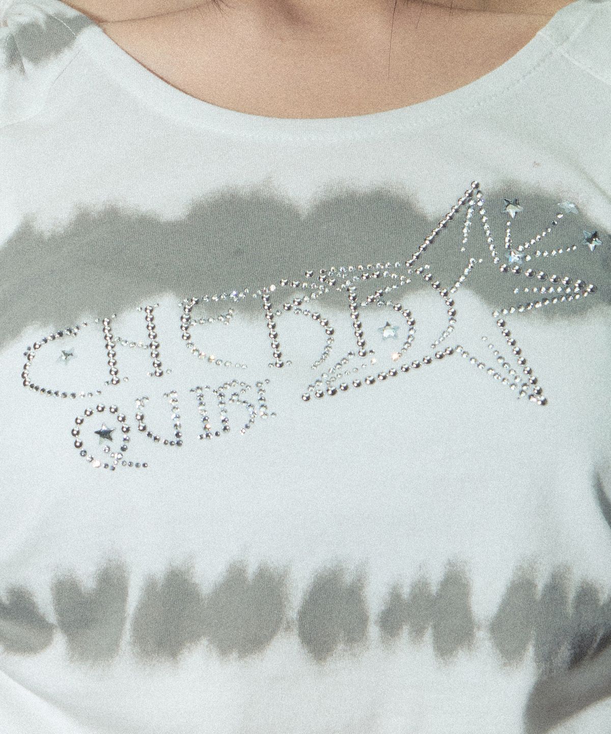 체리퀴리(CHERRYQUIRI) gem stone shirring top - white