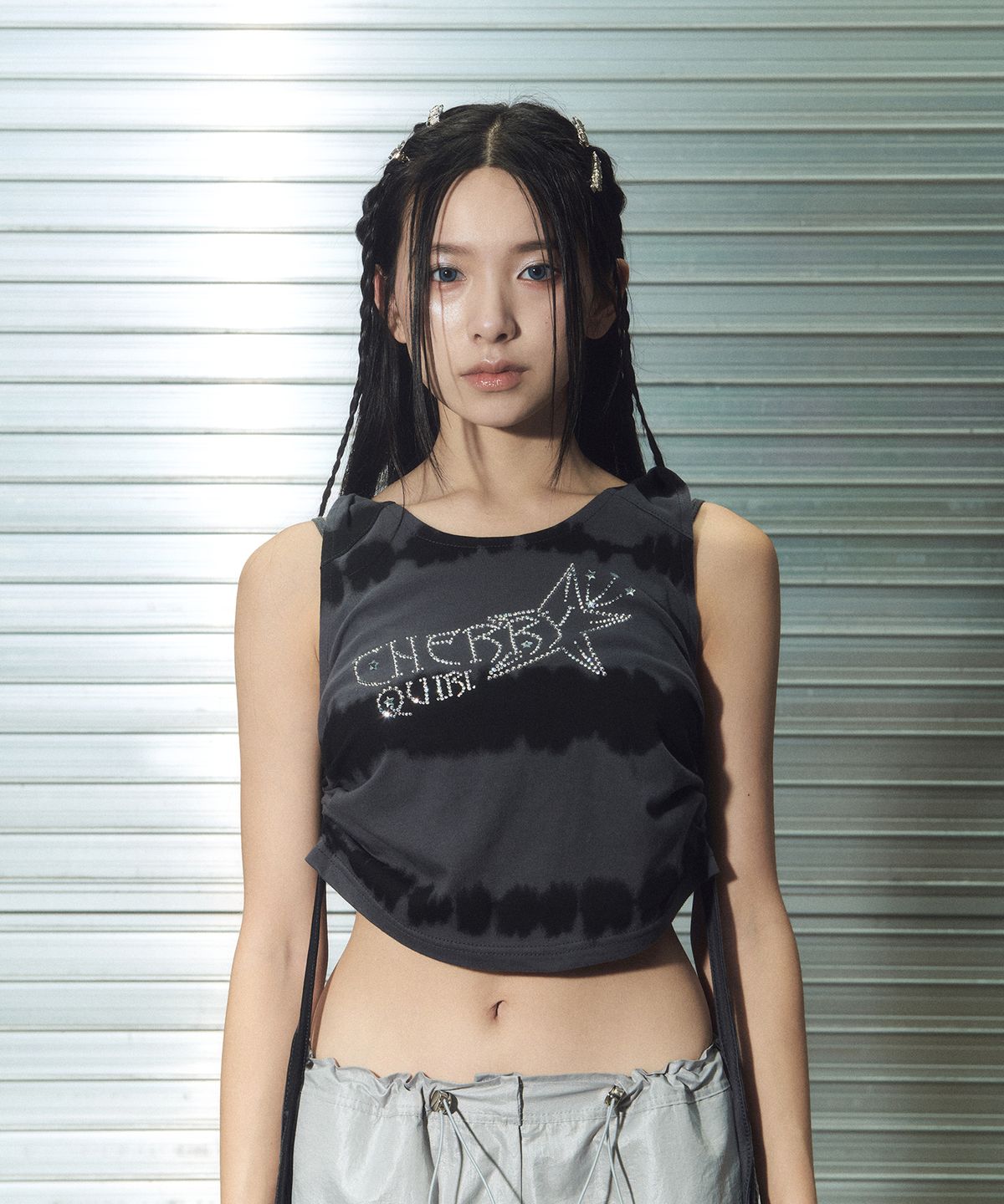 체리퀴리(CHERRYQUIRI) gem stone shirring top - charcoal