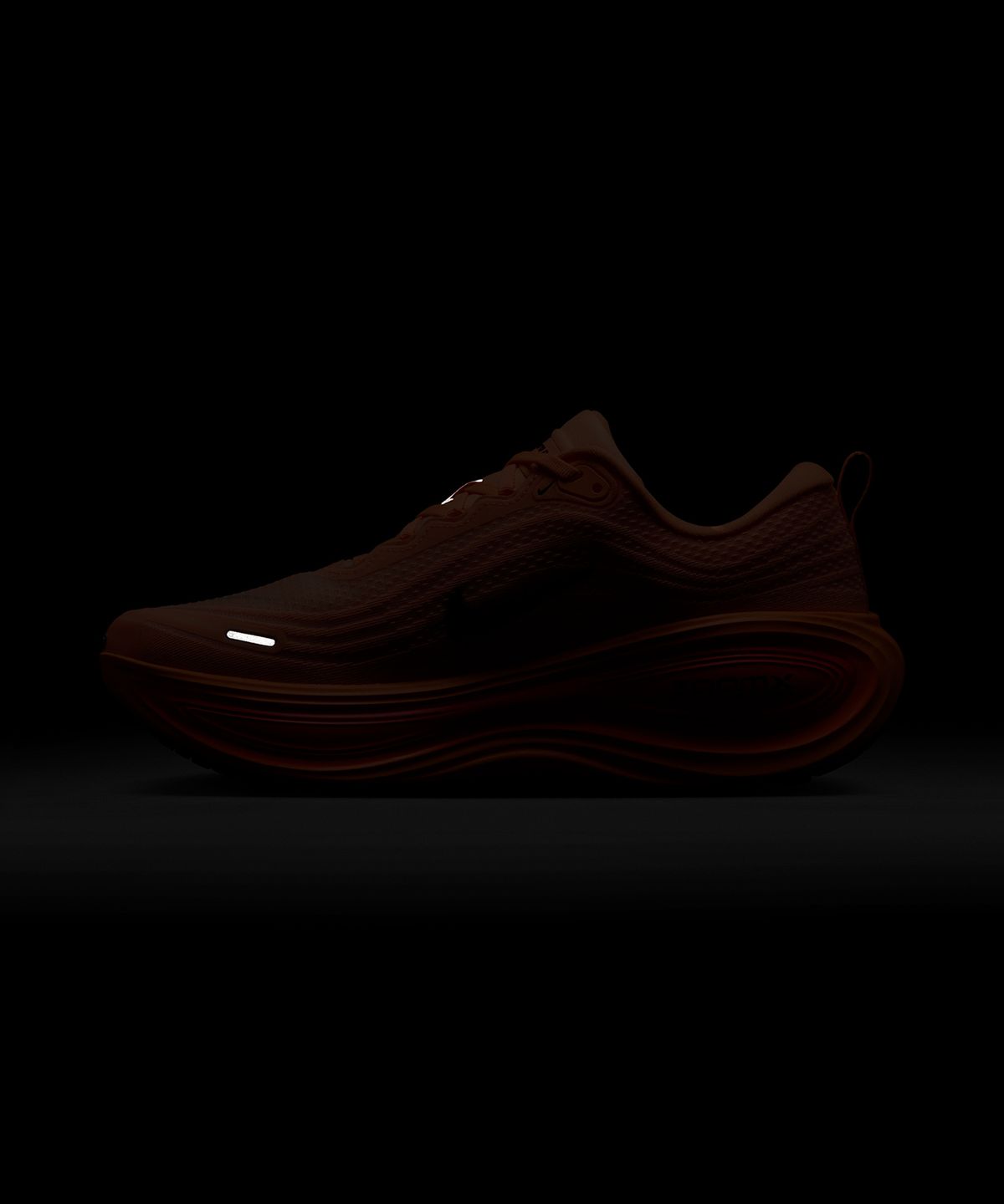 나이키(NIKE) 보메로 플러스 M - 오렌지 펄스:핫 라바:토탈 오렌지:블랙 / HV8150-801