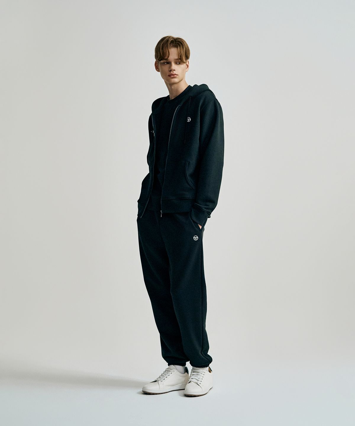 세르지오 타키니(SERGIO TACCHINI) M 쿠쉬라이트 프렌치 조거팬츠 (Black)