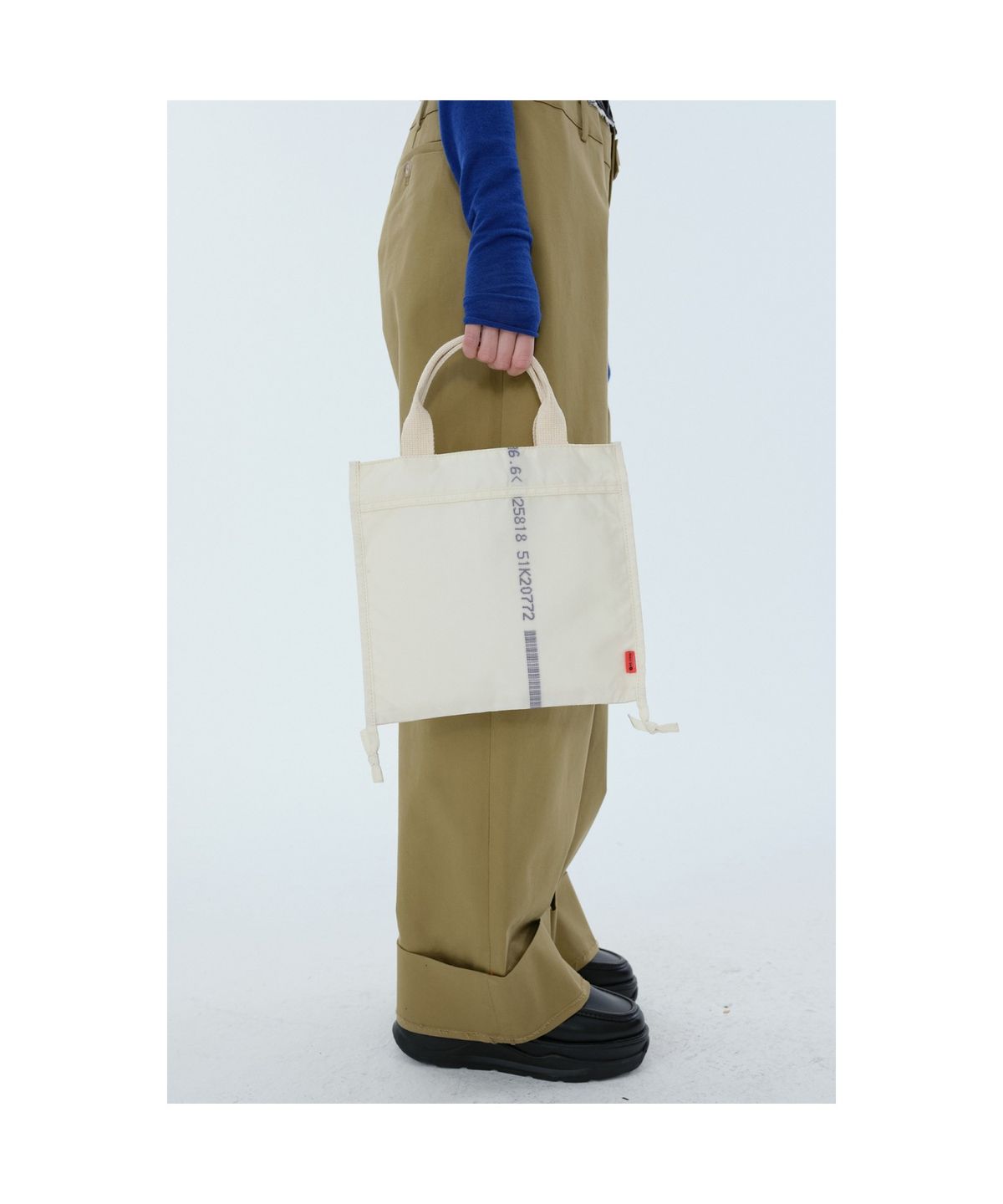 래코드(RECODE) Airbag Tote Bag_RYBAA24828IVX