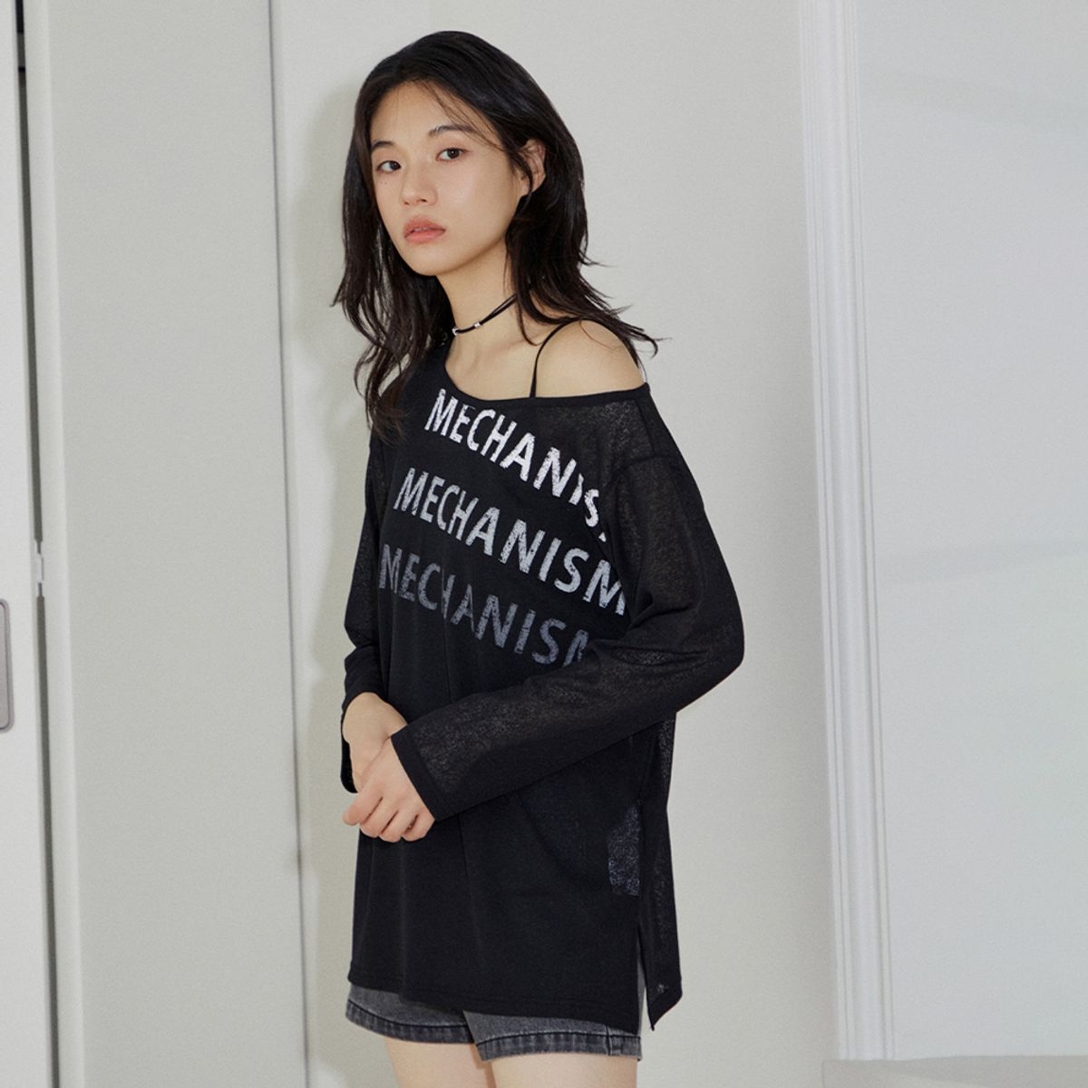 랩(LAP) 메커니즘 원숄더티셔츠 AR2CT564