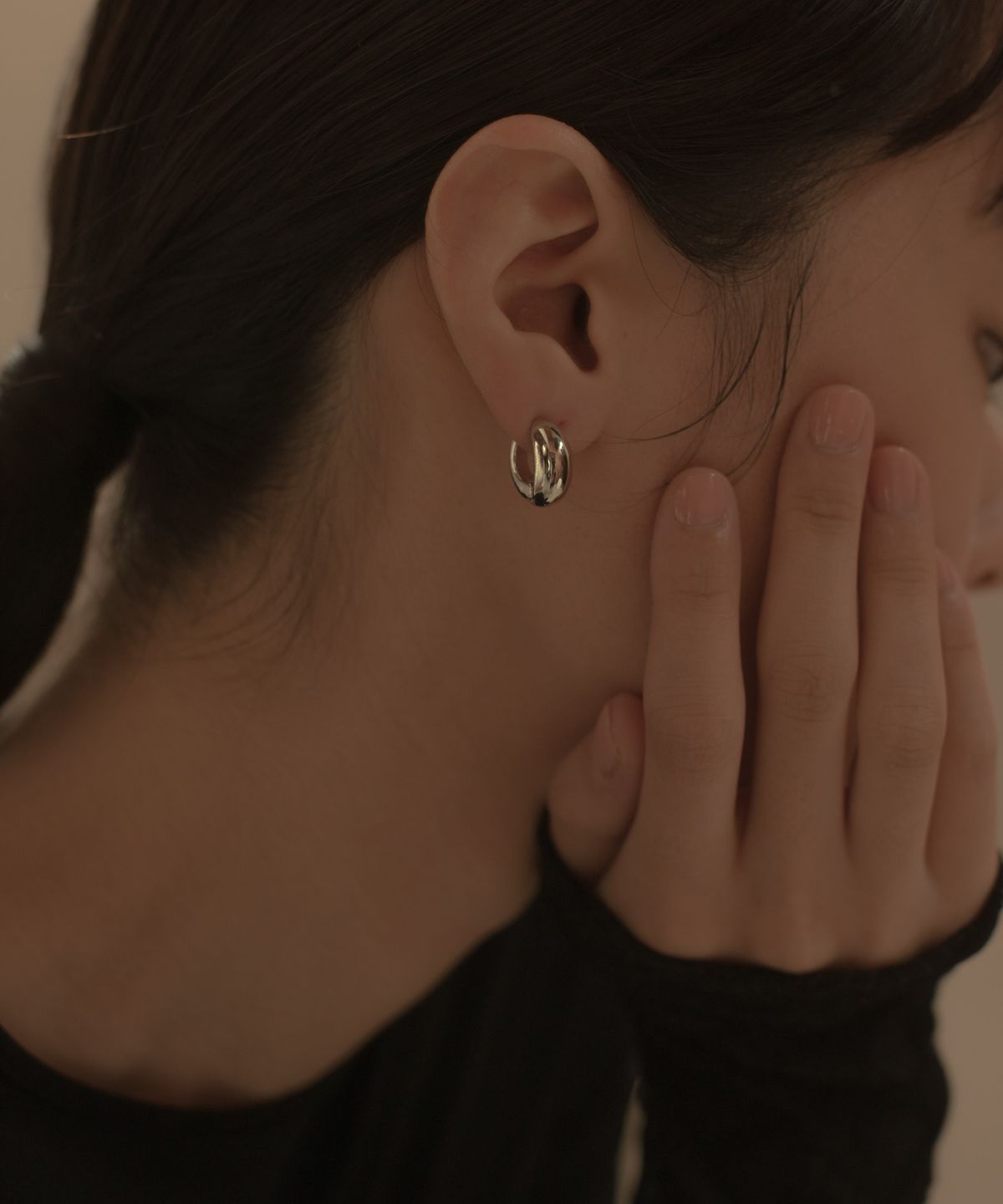 노비스도쿄(NOVICE TOKYO) 미니 타원 귀걸이 Mini Oval Earring / Silver