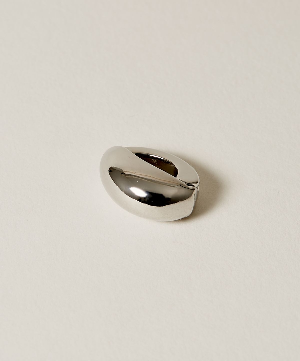 노비스도쿄(NOVICE TOKYO) 미니 타원 귀걸이 Mini Oval Earring / Silver