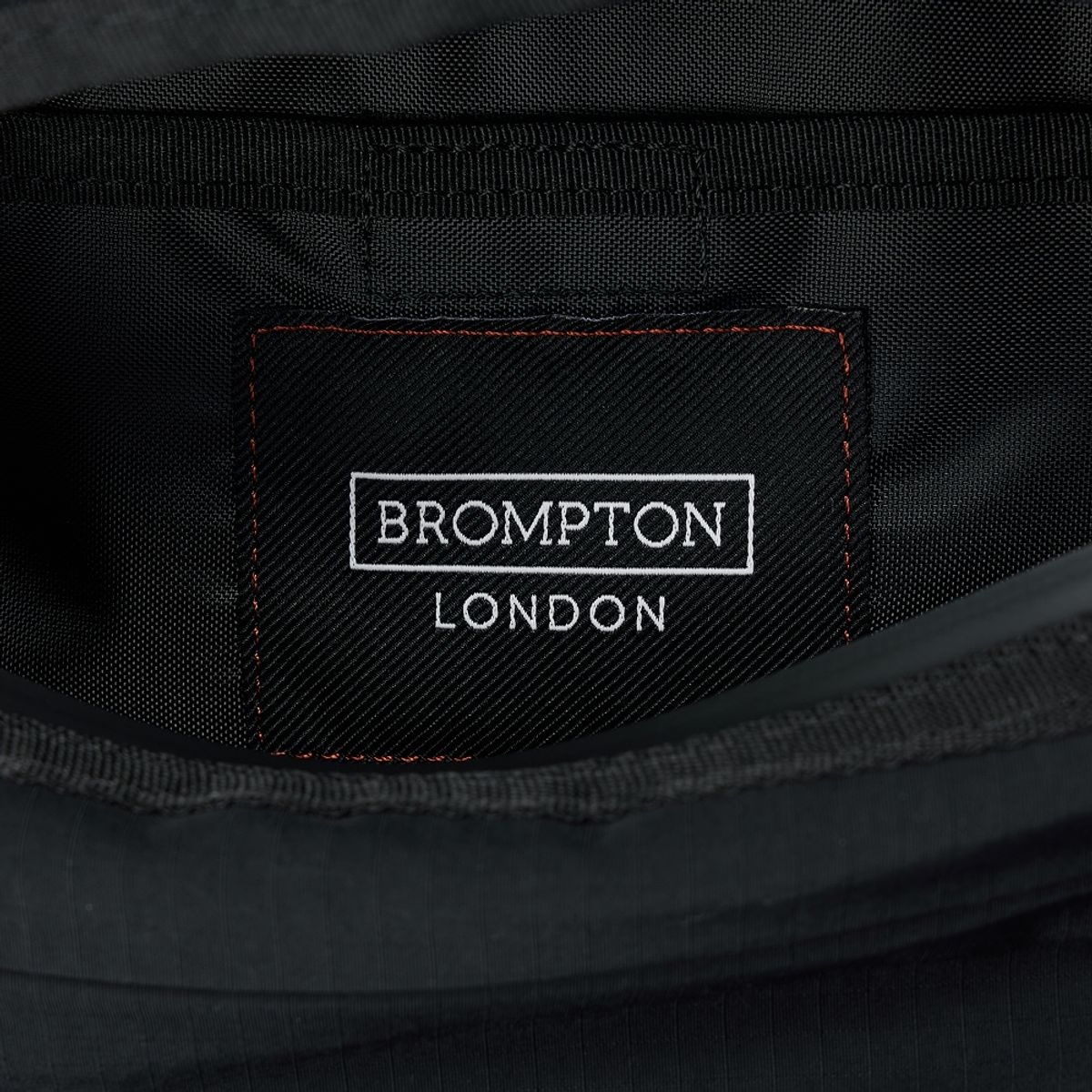 브롬톤 런던(BROMPTON LONDON) BIKE WAIST BAG - BLACK (P255ABB163)