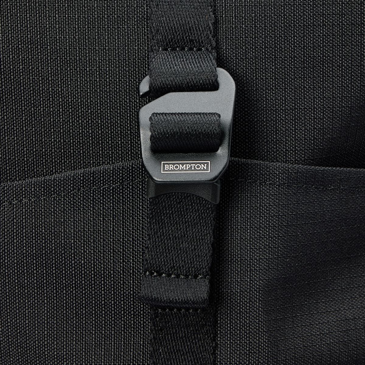 브롬톤 런던(BROMPTON LONDON) ROLL UP BACKPACK - BLACK (P255ABG110)